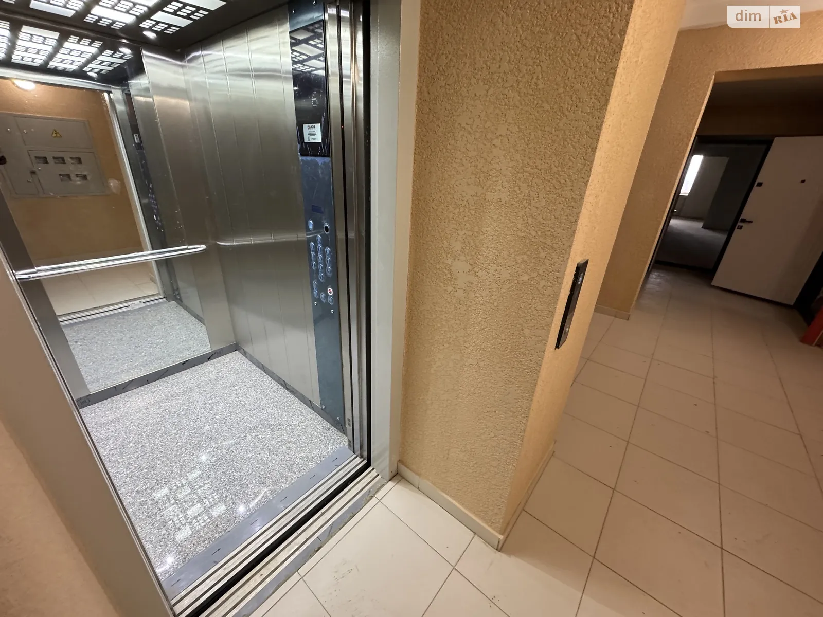 3-кімнатна квартира 97 кв. м у Тернополі, вул. Курбаса Леся - фото 1