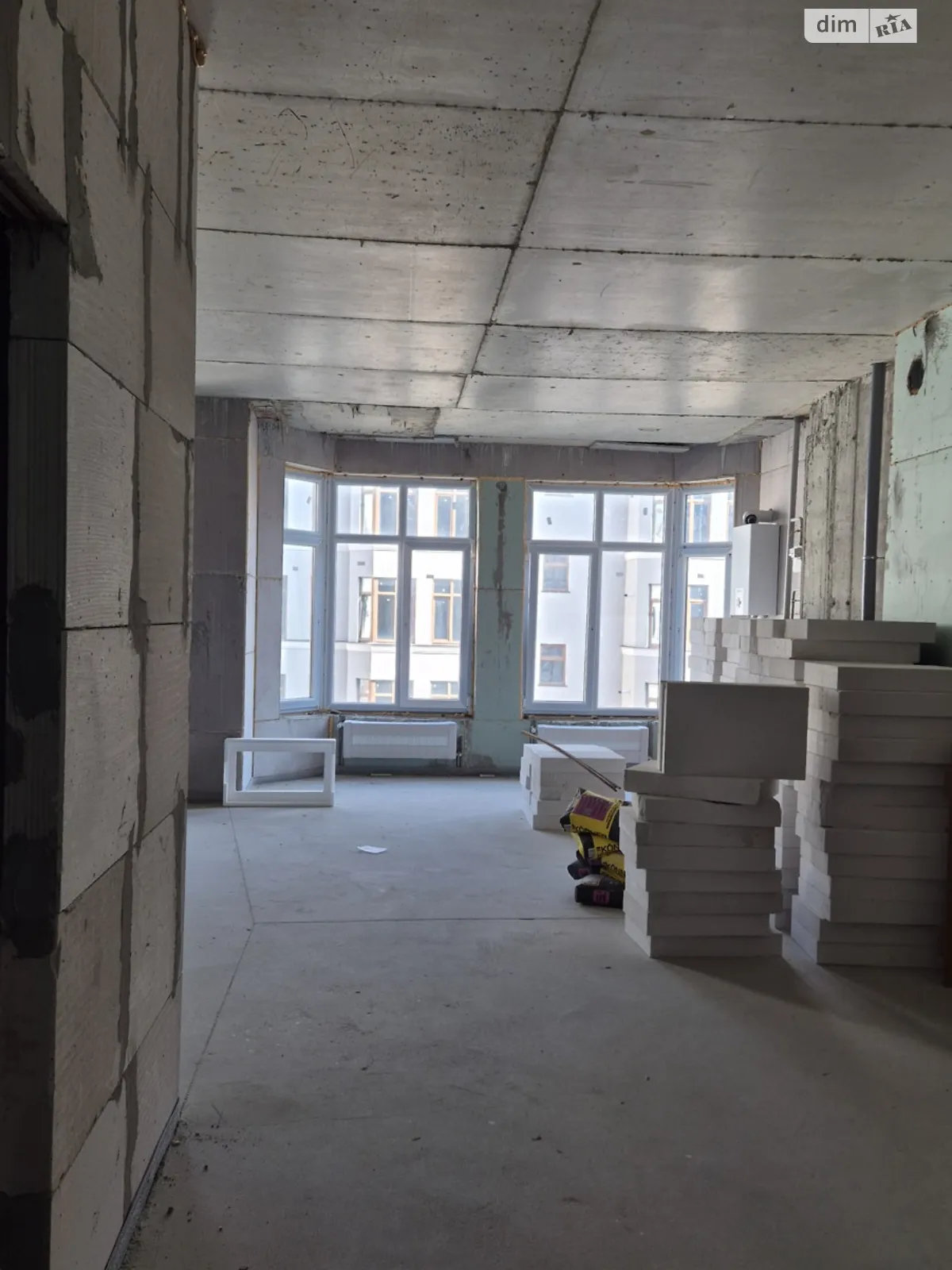 Продается 1-комнатная квартира 50 кв. м в Одессе, ул. Дача Ковалевского, 91 - фото 1