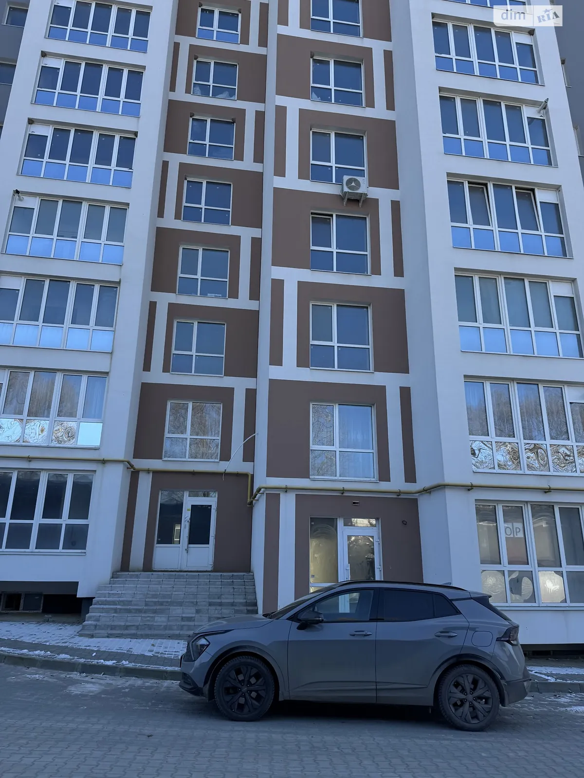 Сдается в аренду помещения свободного назначения 72.9 кв. м в 9-этажном здании, цена: 550 $ - фото 1