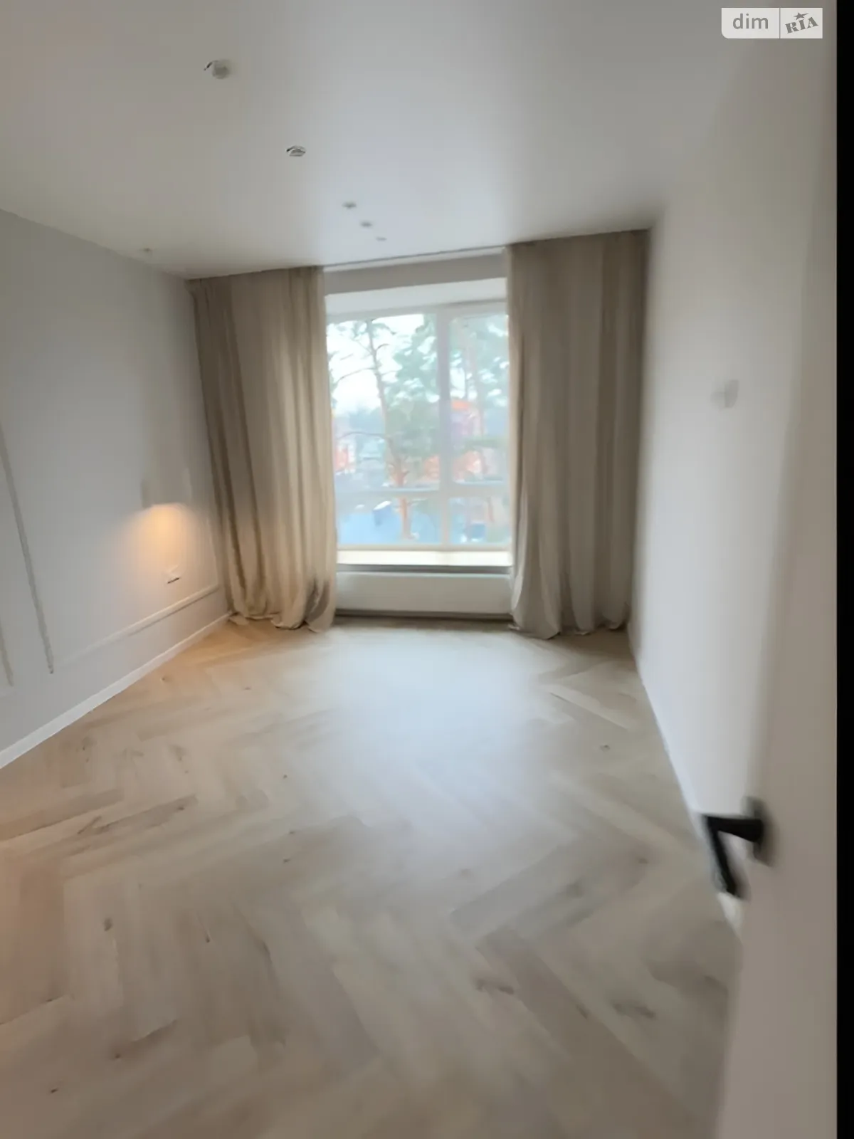 Продается 2-комнатная квартира 65 кв. м в Ирпене, ул. Павленко - фото 1