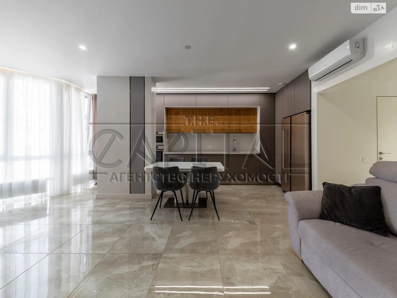 Продается 4-комнатная квартира 128 кв. м в Киеве, ул. Дмитриевская, 60/19 - фото 1