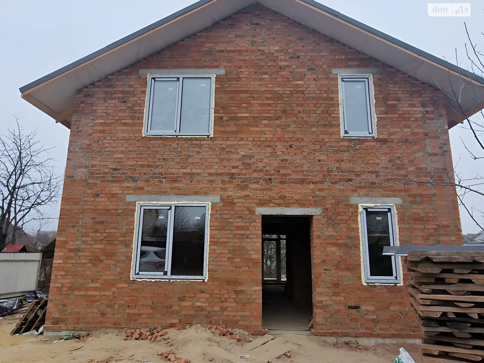 Продается дом на 2 этажа 125 кв. м с верандой, цена: 78000 $ - фото 1