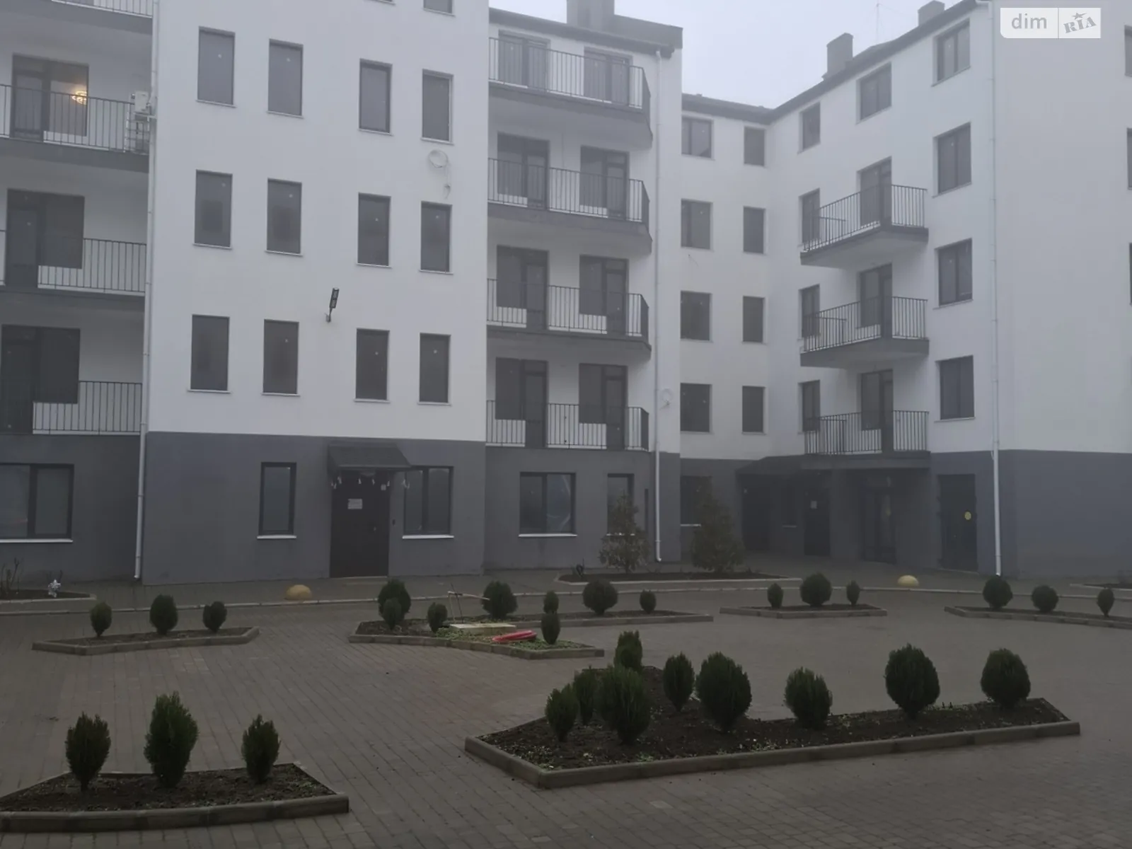 Продается 2-комнатная квартира 60 кв. м в Одессе, ул. Академика Сахарова, 11 - фото 1