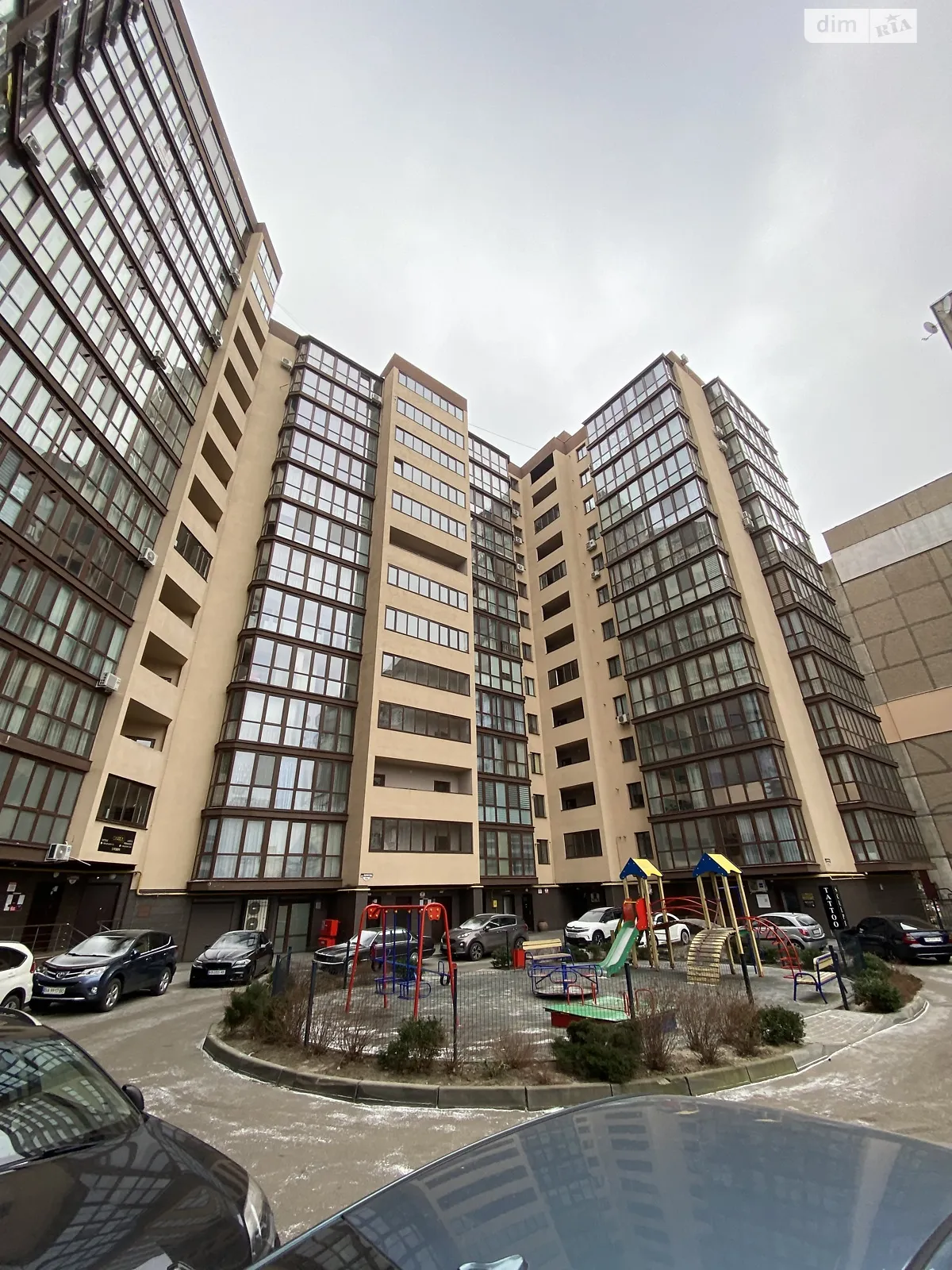 Продається 2-кімнатна квартира 87 кв. м у Вінниці, вул. Пирогова, 76Б - фото 1