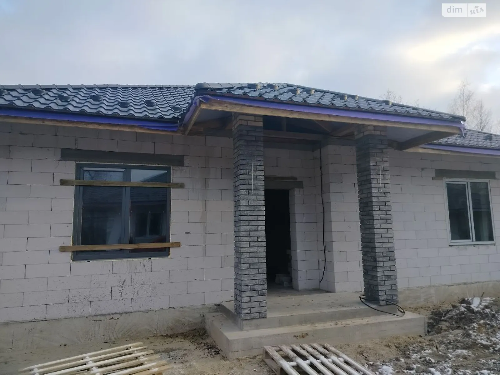 Продается одноэтажный дом 103 кв. м с террасой, цена: 78000 $ - фото 1
