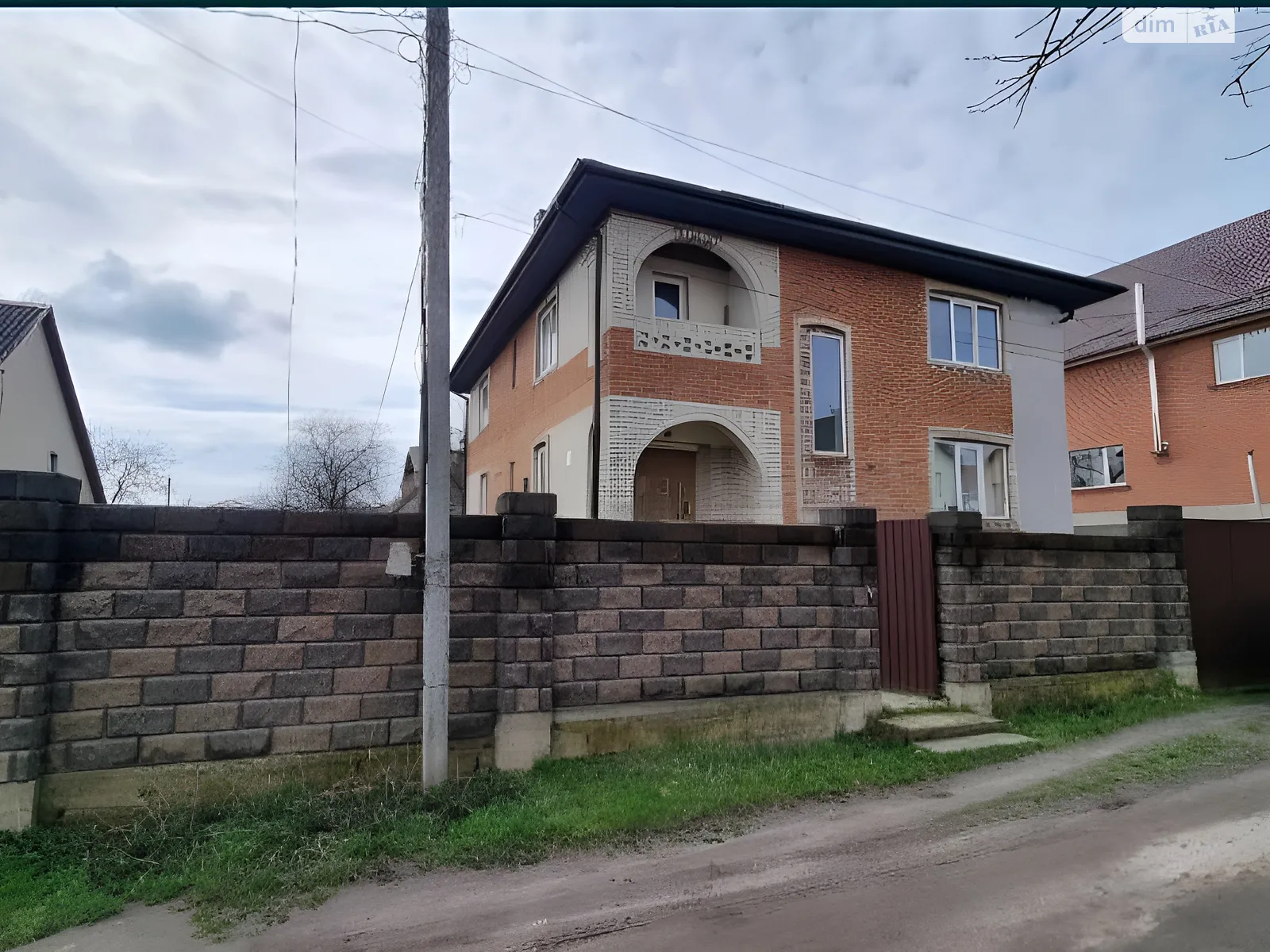 Продається будинок 2 поверховий 272 кв. м з банею/сауною, цена: 130000 $ - фото 1