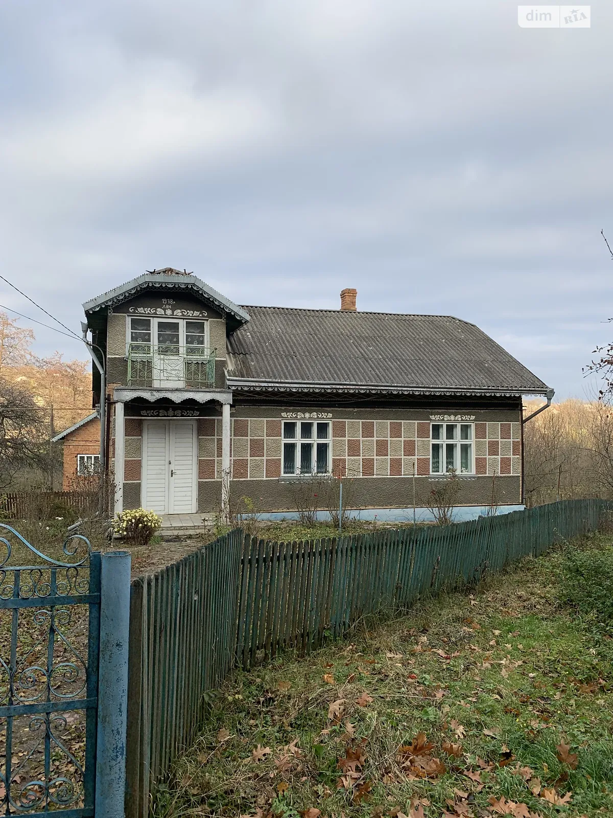 Продается дом на 2 этажа 100 кв. м с садом, цена: 21000 $ - фото 1