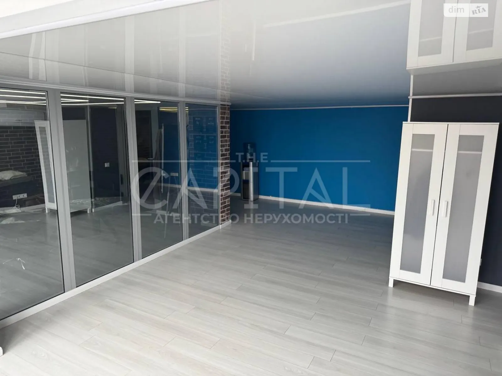 Здається в оренду офіс 205 кв. м в бізнес-центрі, цена: 2000 $ - фото 1