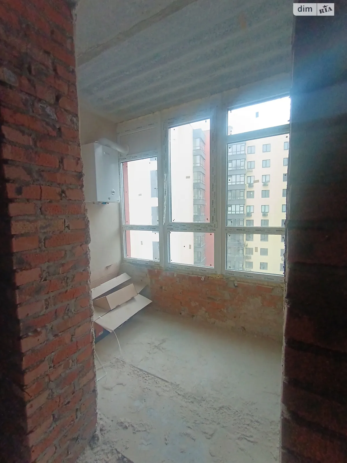 Продается 1-комнатная квартира 40 кв. м в Житомире, ул. Евгения Рыхлика - фото 1