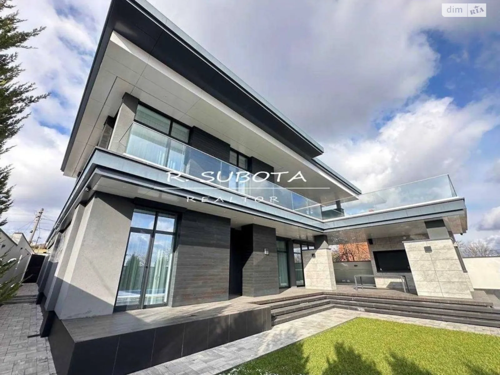 Продається будинок 2 поверховий 290 кв. м з гаражем, цена: 1200000 $ - фото 1