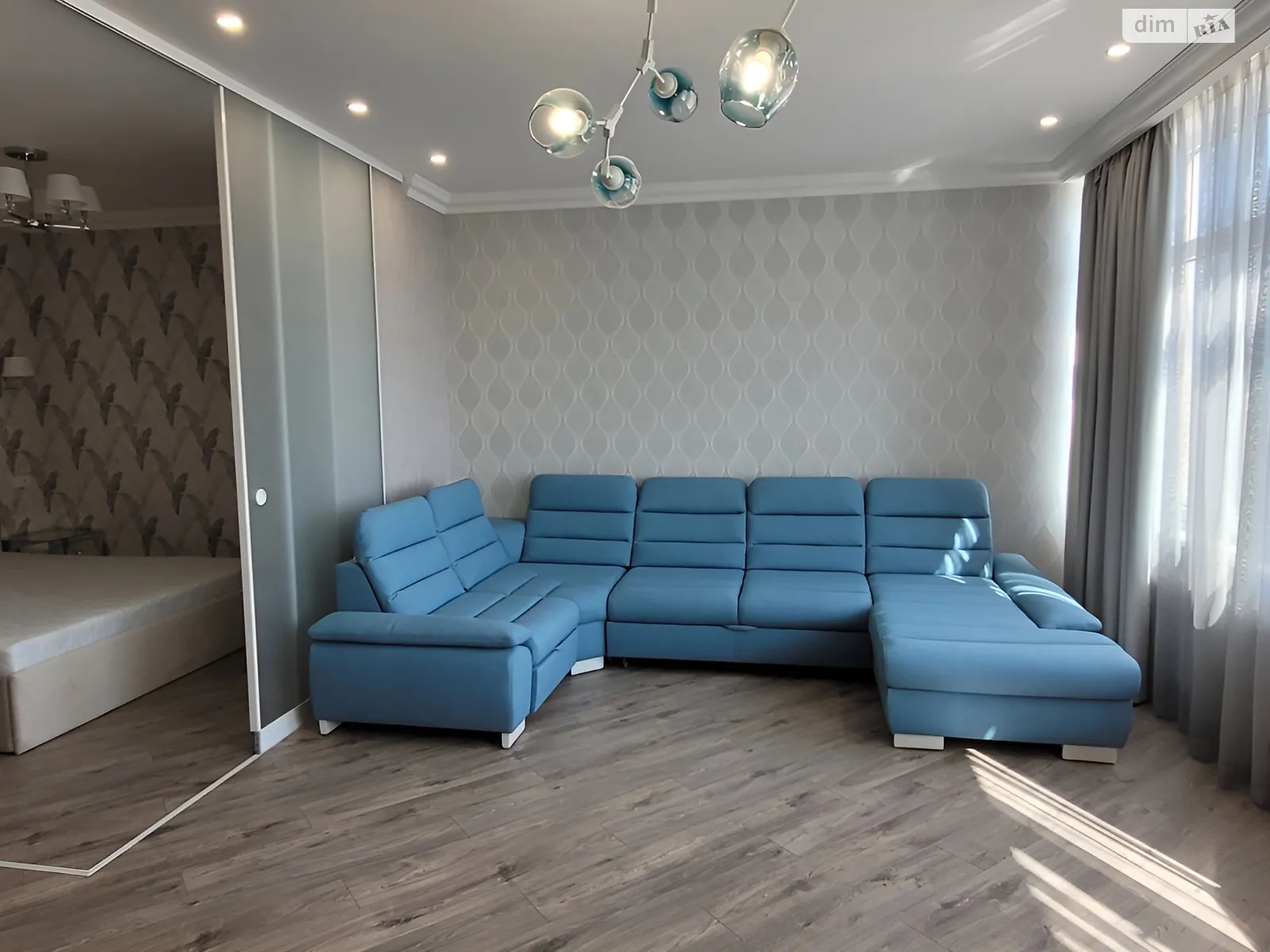 Продається 2-кімнатна квартира 65 кв. м у Одесі, вул. Перлинна, 6 - фото 1