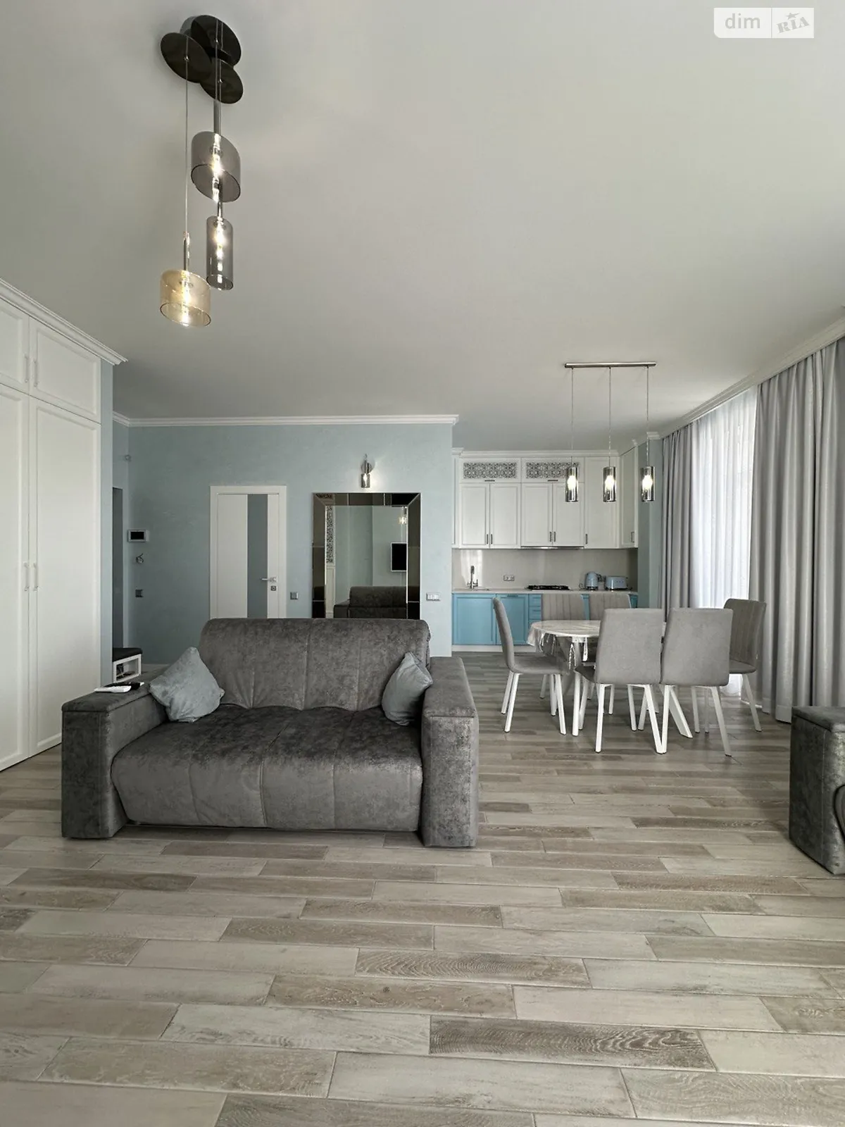 Продається 2-кімнатна квартира 71 кв. м у, цена: 120000 $ - фото 1