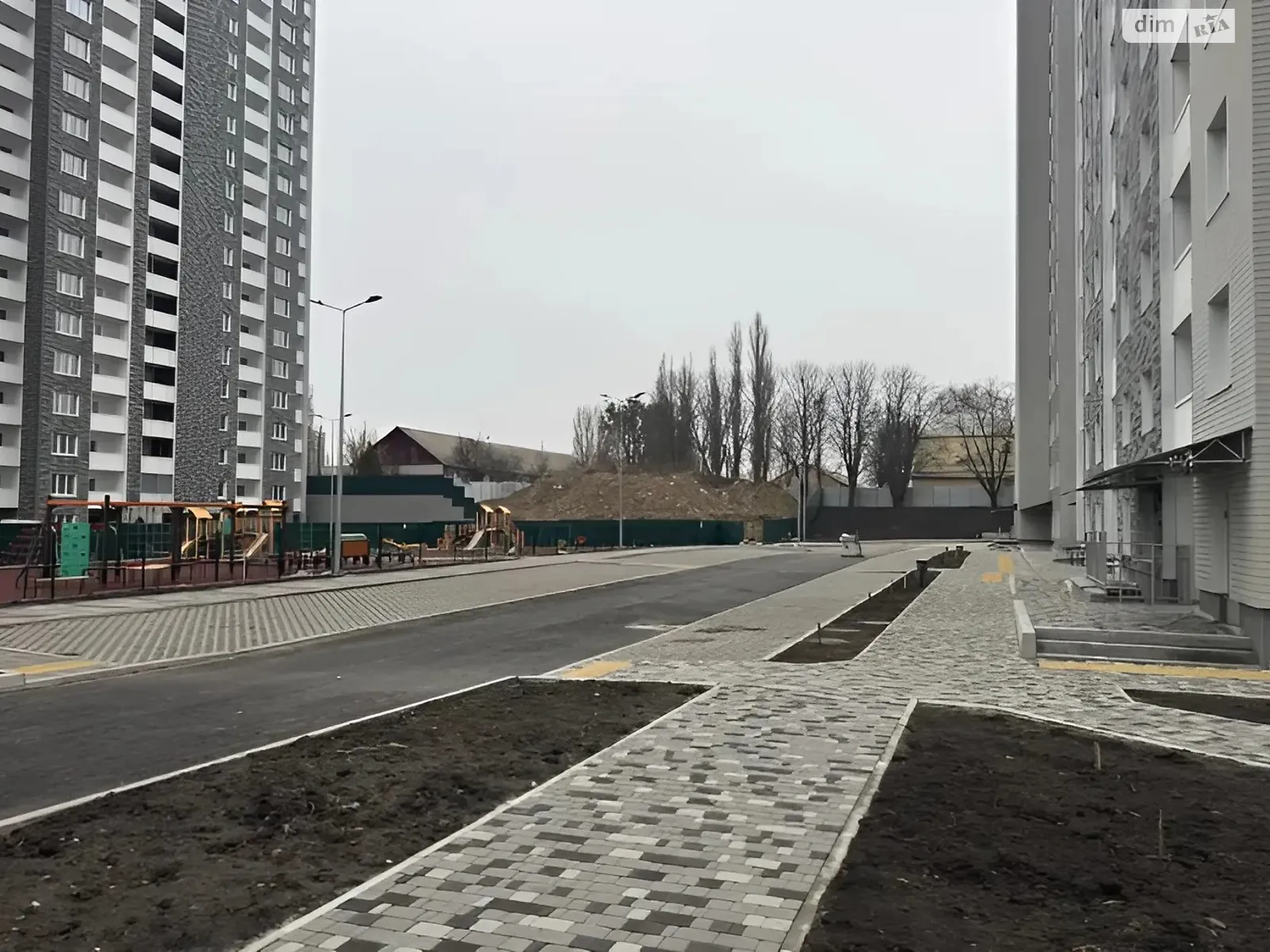 Продається 2-кімнатна квартира 77.9 кв. м у Києві, вул. Коноплянська, 22 - фото 1