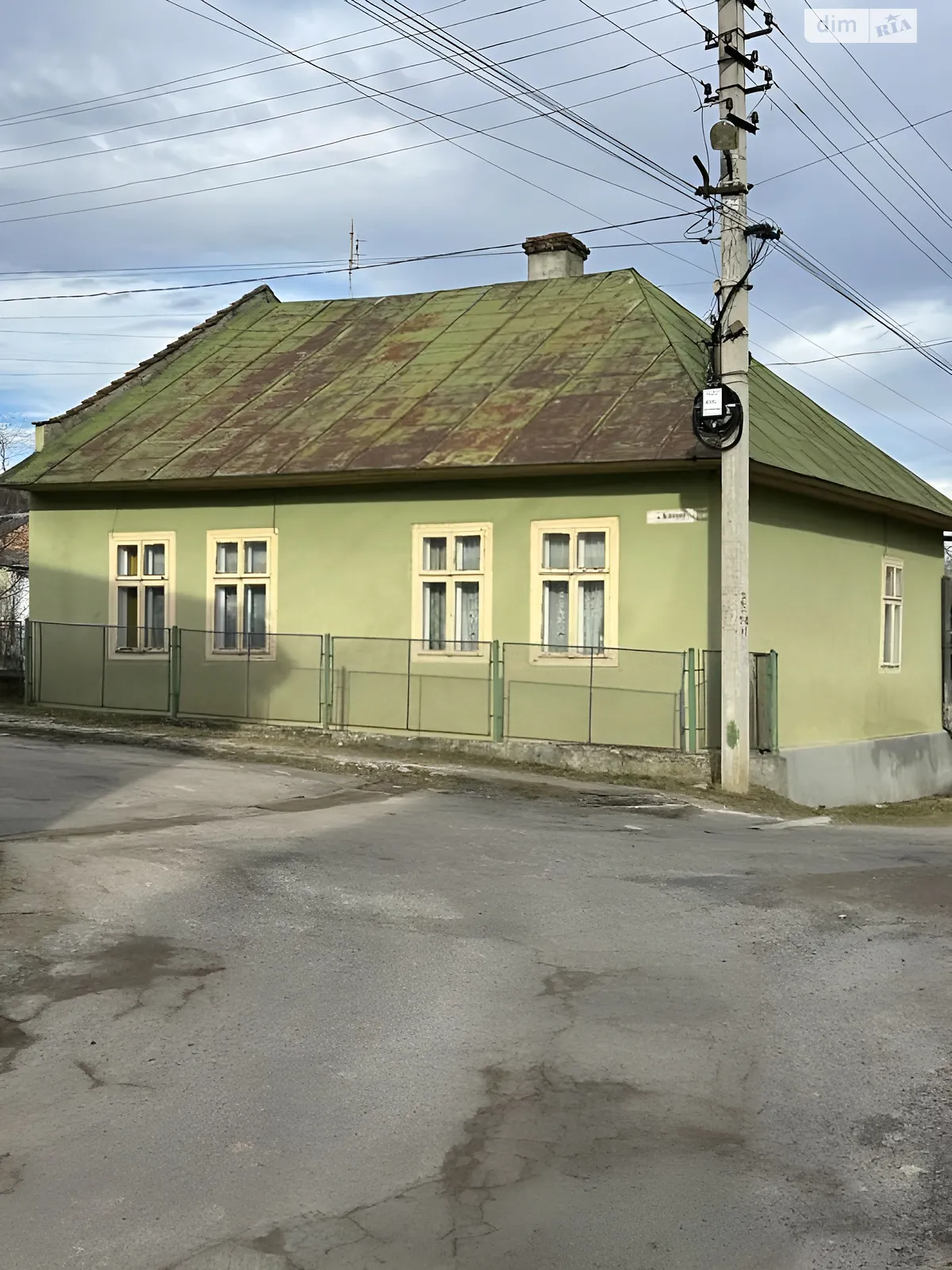 Продається одноповерховий будинок 70 кв. м з садом, цена: 18998 $ - фото 1