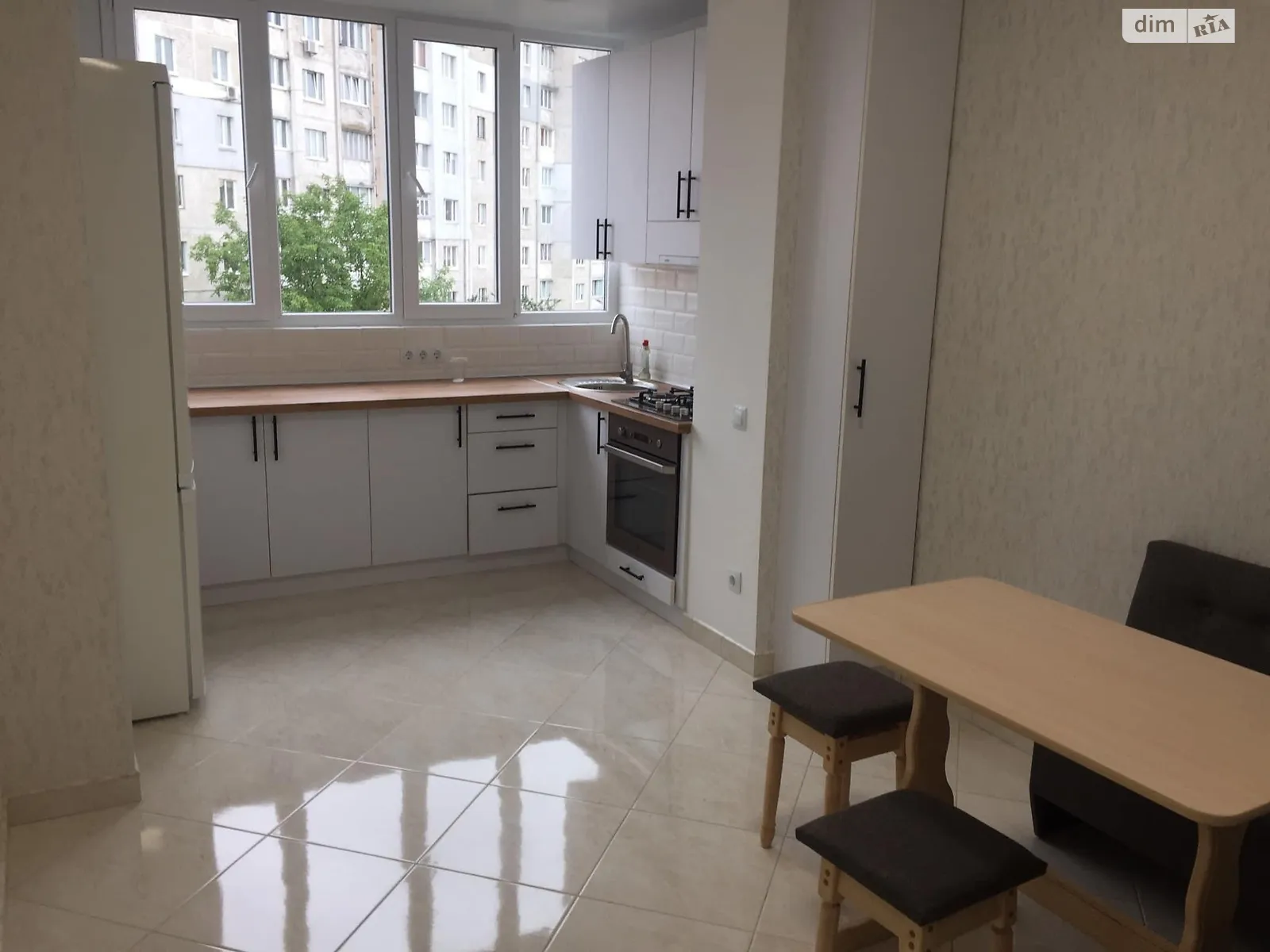 Здається в оренду 1-кімнатна квартира 55 кв. м у Хмельницькому, вул. Панаса Мирного, 29/1 - фото 1