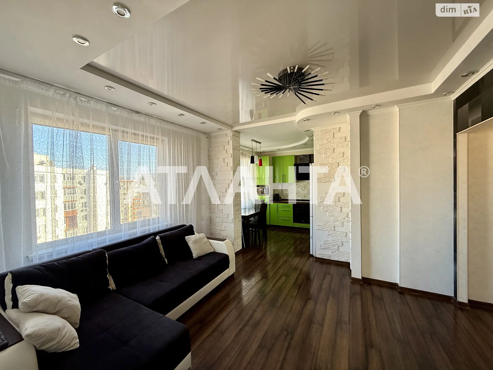 Продається 3-кімнатна квартира 72.2 кв. м у Одесі, мас. Радужний - фото 1