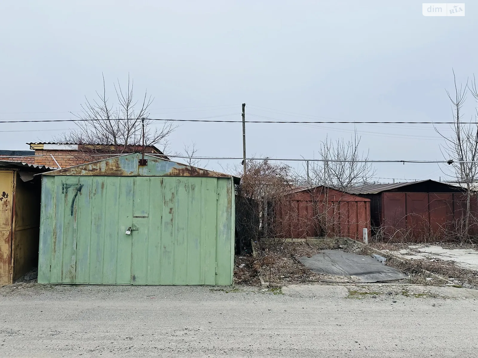 Продається місце в гаражному кооперативі під легкове авто на 53 кв. м, цена: 6490 $ - фото 1