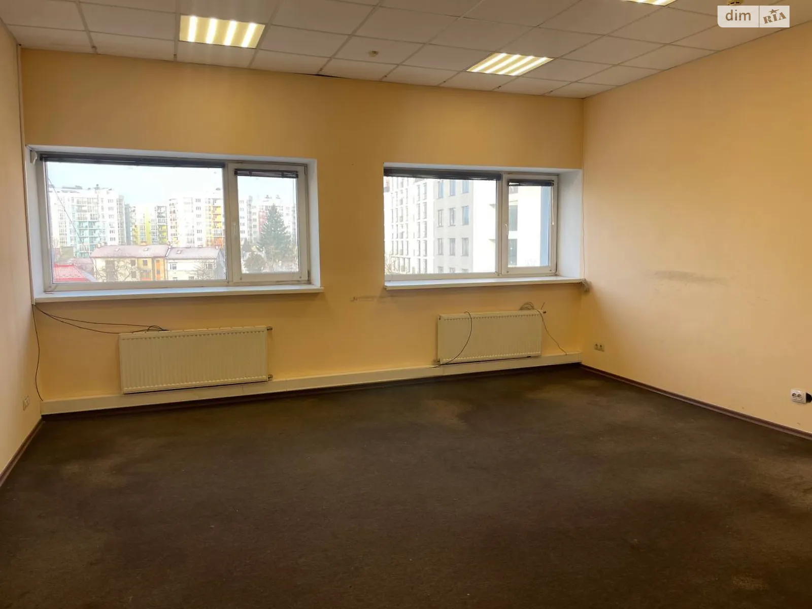 Здається в оренду офіс 33.3 кв. м в бізнес-центрі, цена: 7992 грн - фото 1