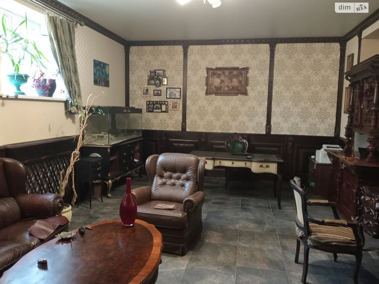 Продается помещения свободного назначения 45 кв. м в 4-этажном здании, цена: 62999 $ - фото 1