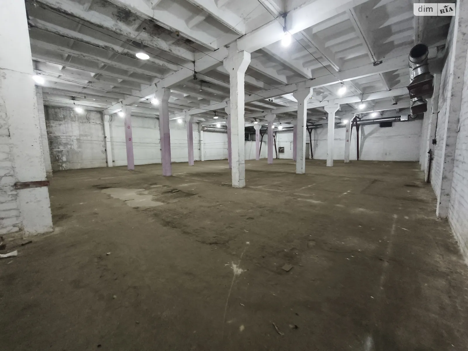 Сдается в аренду помещения свободного назначения 820 кв. м в 2-этажном здании, цена: 50000 грн - фото 1