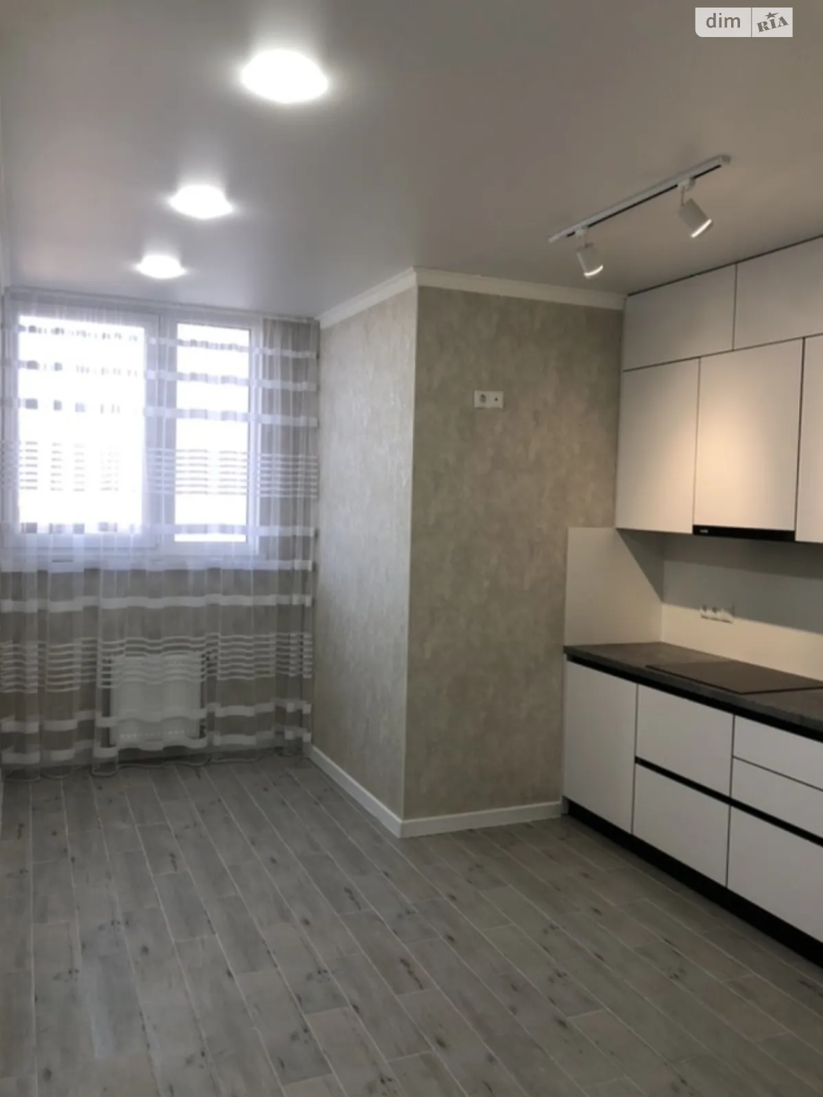 Продается 1-комнатная квартира 37 кв. м в Одессе, цена: 39900 $ - фото 1