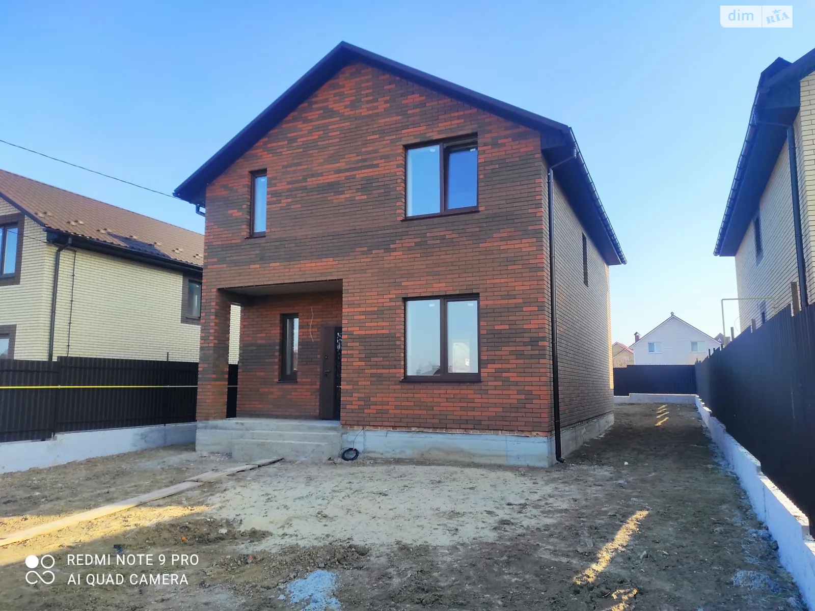 Продається будинок 2 поверховий 120 кв. м з гаражем, цена: 93000 $ - фото 1