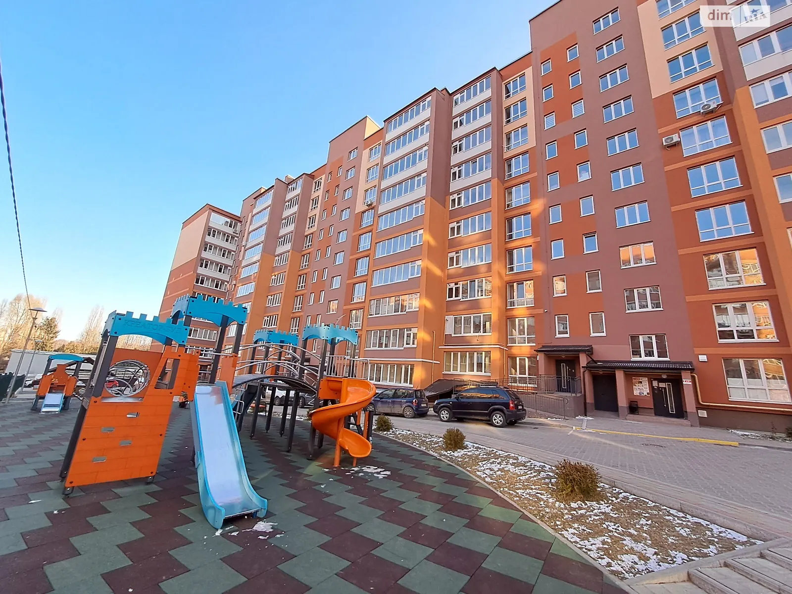 3-кімнатна квартира 95 кв. м у Тернополі, просп. Бандери Степана, 83Е - фото 1