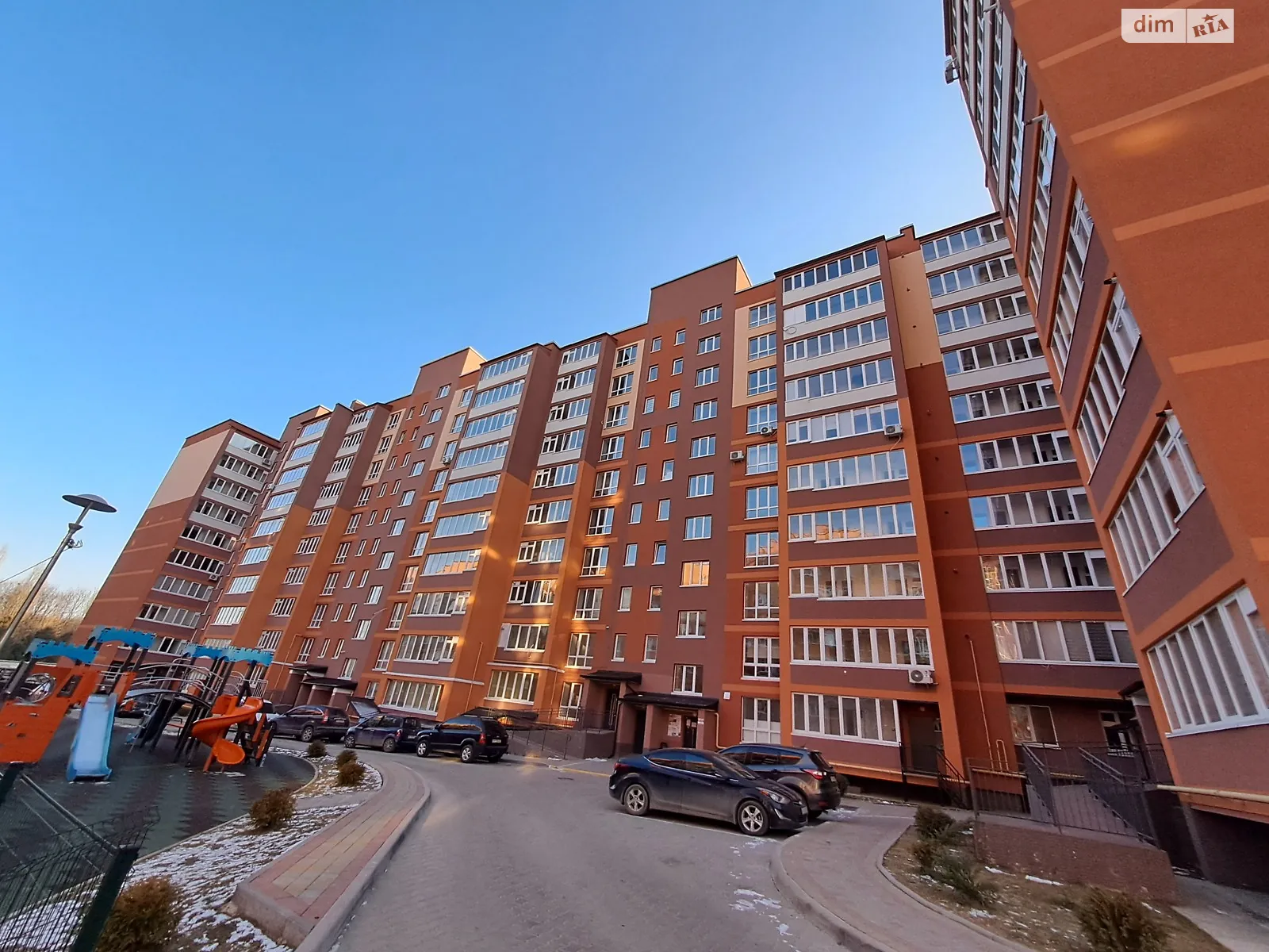 3-комнатная квартира 95 кв. м в Тернополе, просп. Бандеры Степана, 83Е - фото 1