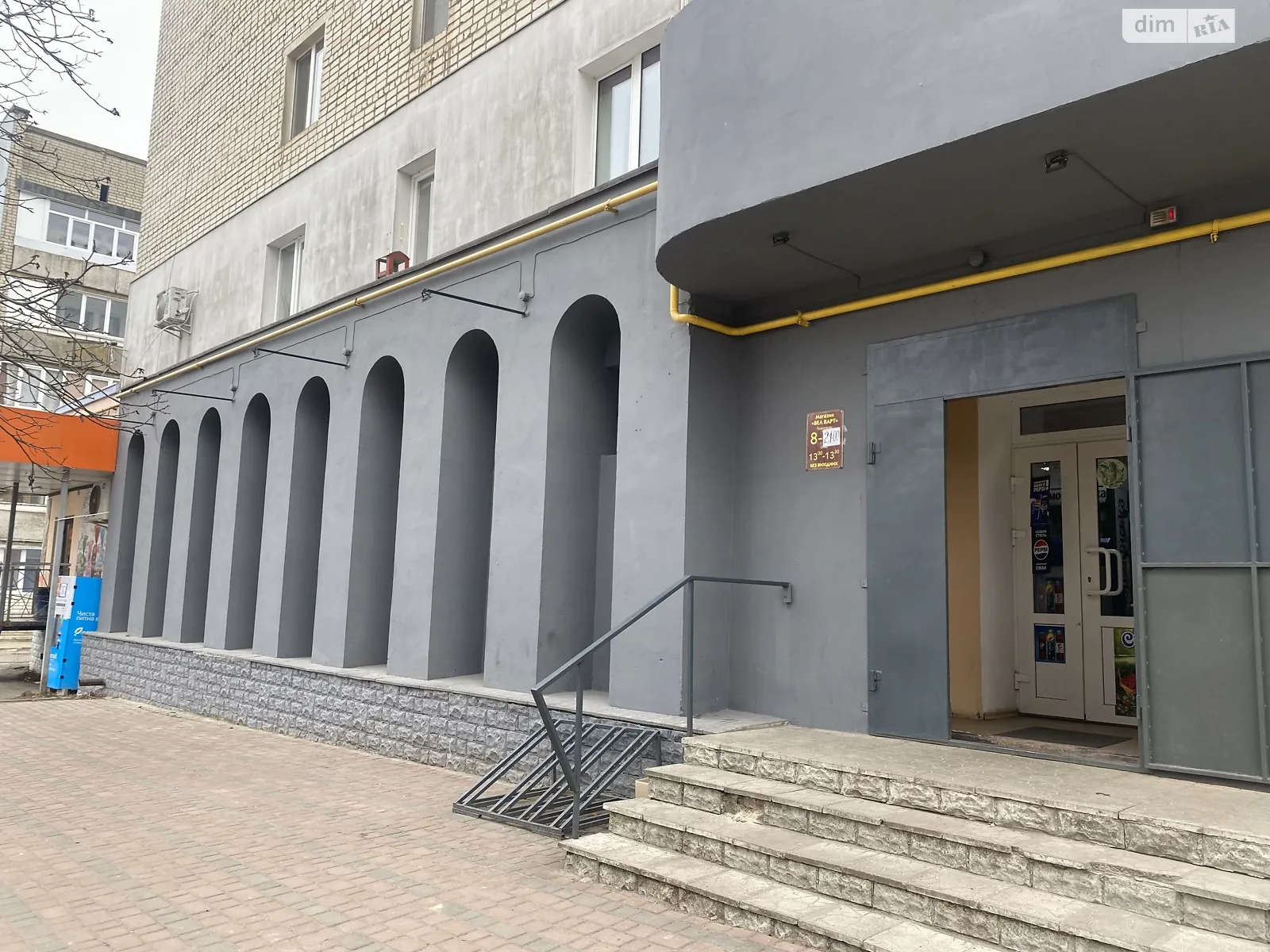 Здається в оренду приміщення вільного призначення 115 кв. м в 5-поверховій будівлі, цена: 1300 $ - фото 1
