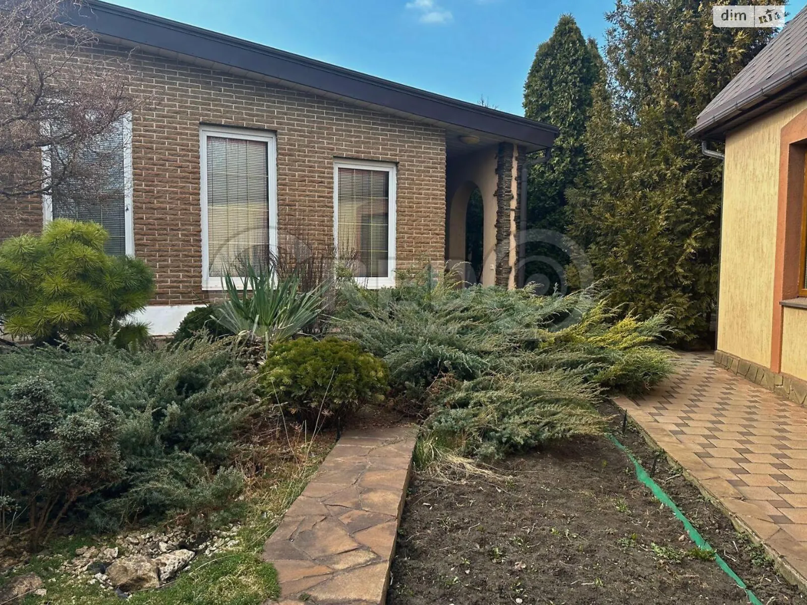 Продается одноэтажный дом 122 кв. м с мансардой, цена: 135000 $ - фото 1