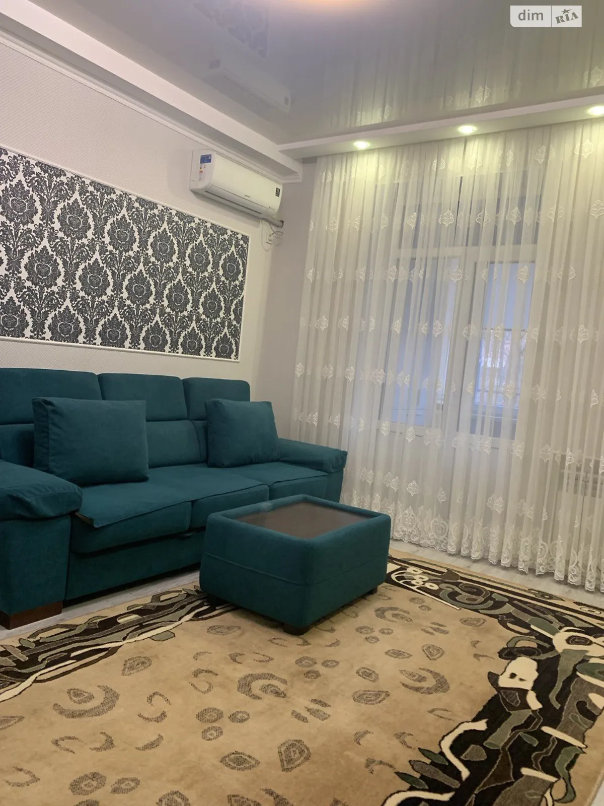 Продается 2-комнатная квартира 55 кв. м в Днепре, ул. Независимости(Титова) - фото 1