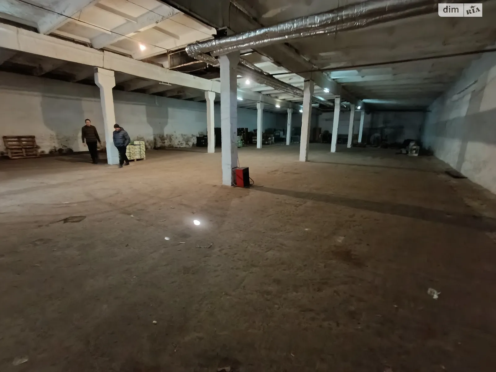 Продается объект сферы услуг 3000 кв. м в 1-этажном здании, цена: 820000 $ - фото 1