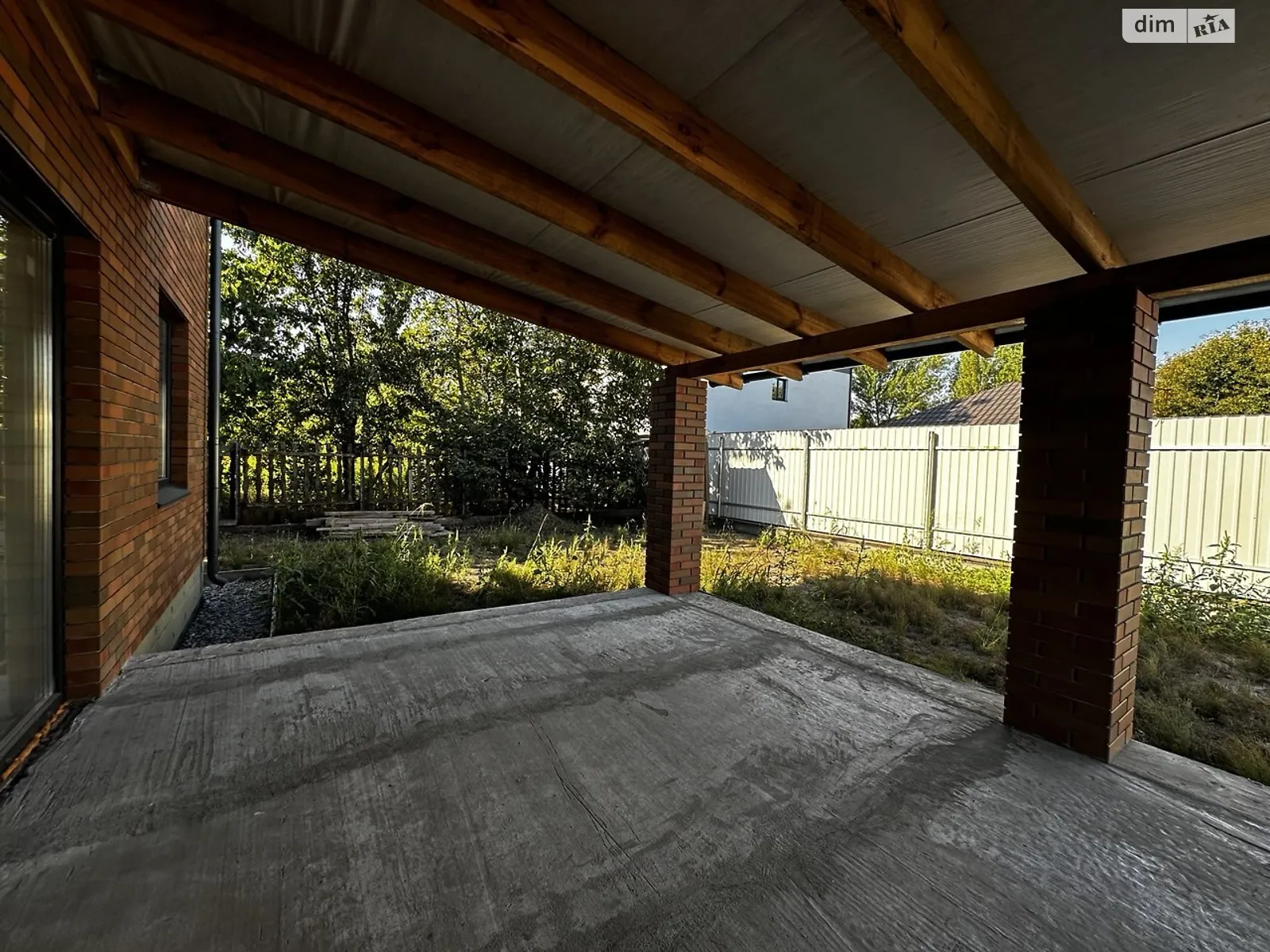 Продается дом на 2 этажа 177 кв. м с баней/сауной, цена: 150000 $ - фото 1