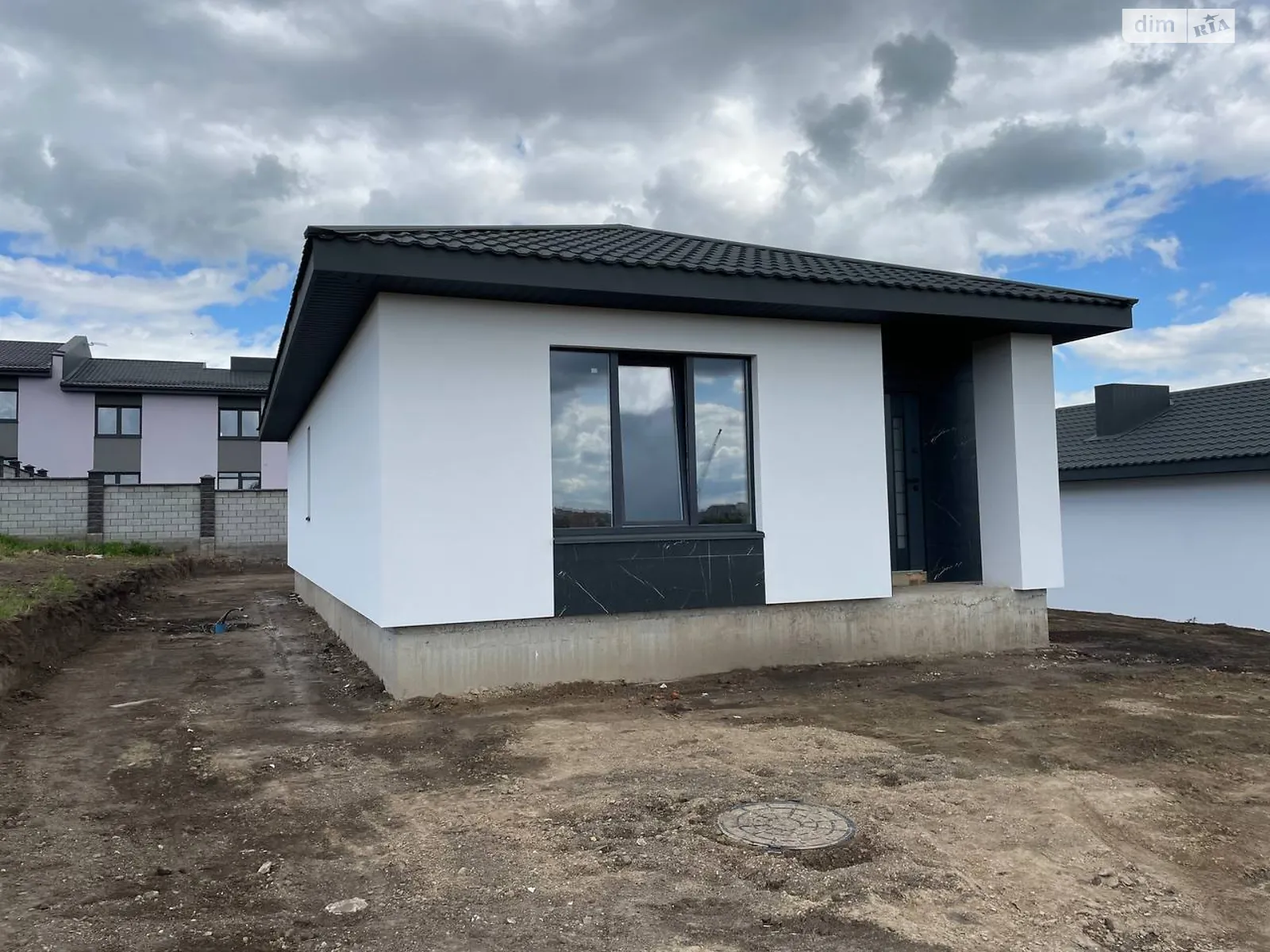 мас. Стрелецкий Северный Ровно, цена: 87000 $ - фото 1