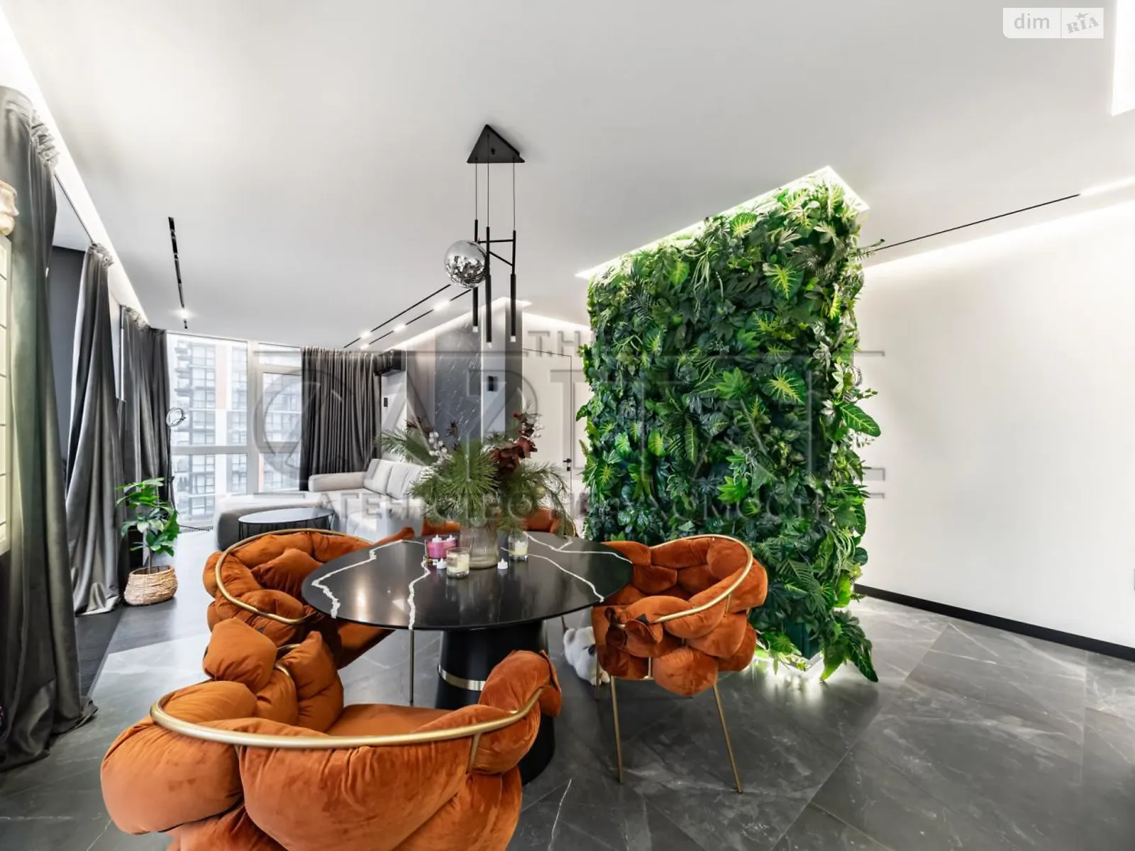 Продається 1-кімнатна квартира 62.8 кв. м у Києві, вул. Предславинська, 42 - фото 1