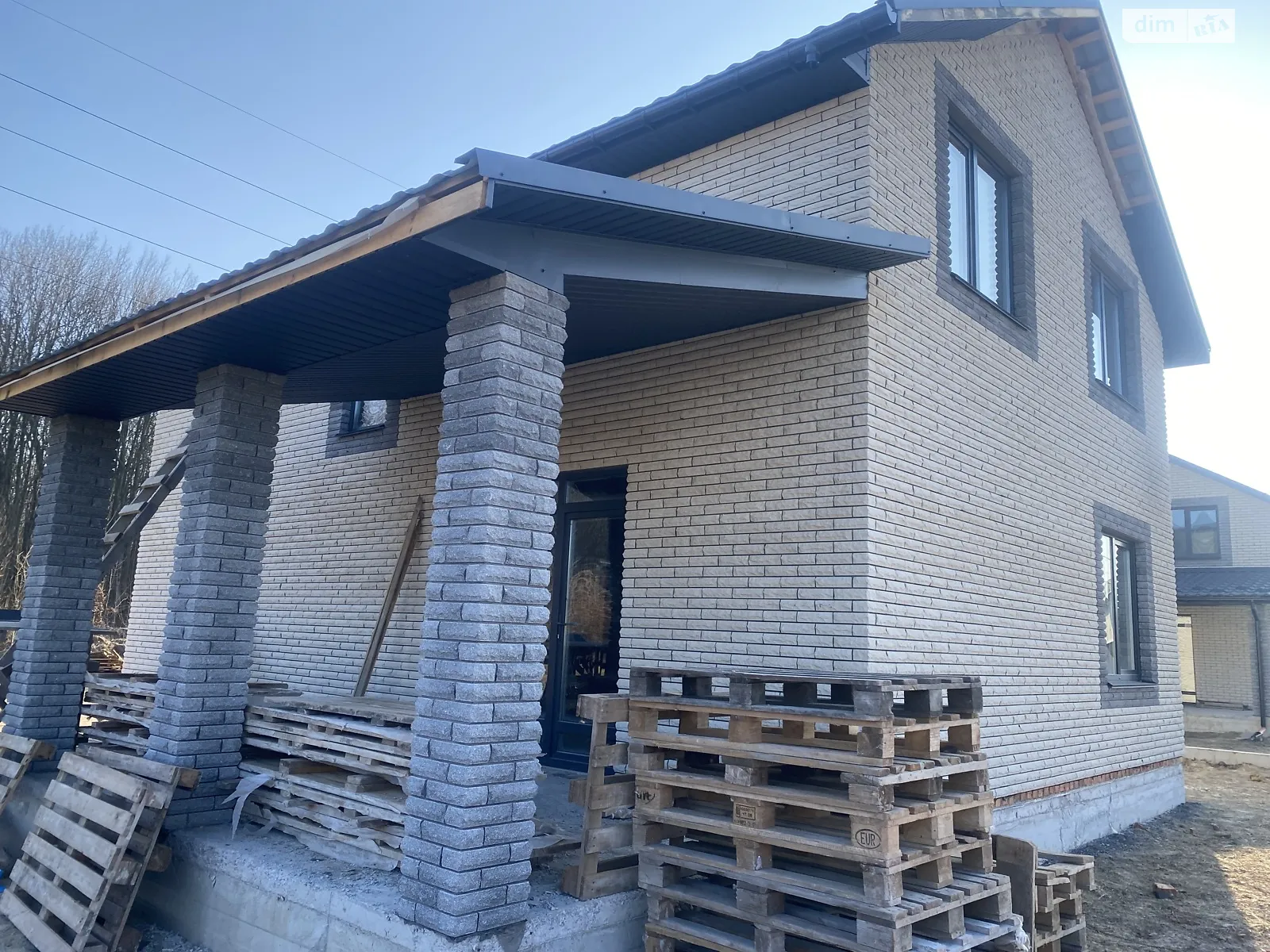 Продается дом на 2 этажа 119 кв. м с подвалом, цена: 85000 $ - фото 1