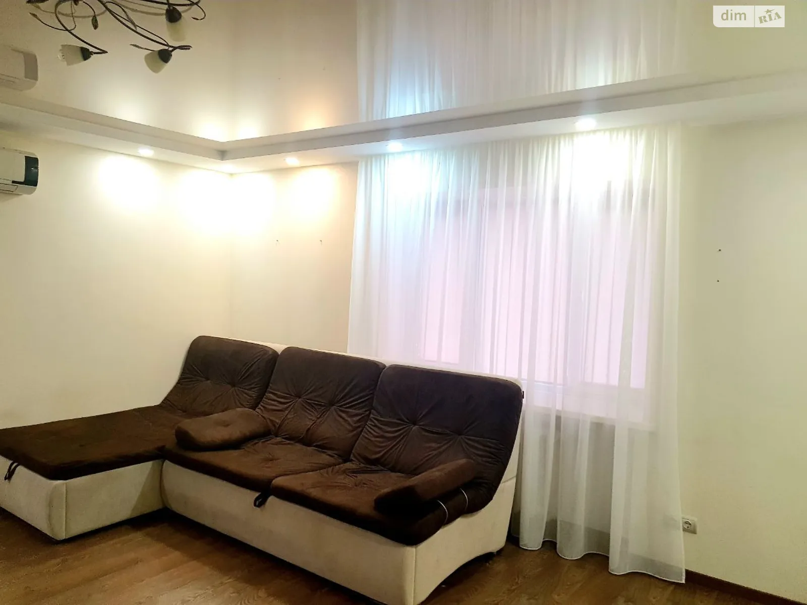 Продается 1-комнатная квартира 41.8 кв. м в Днепре, просп. Поля Александра, 66 - фото 1