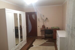 Зніму будинок в Тернополі довгостроково