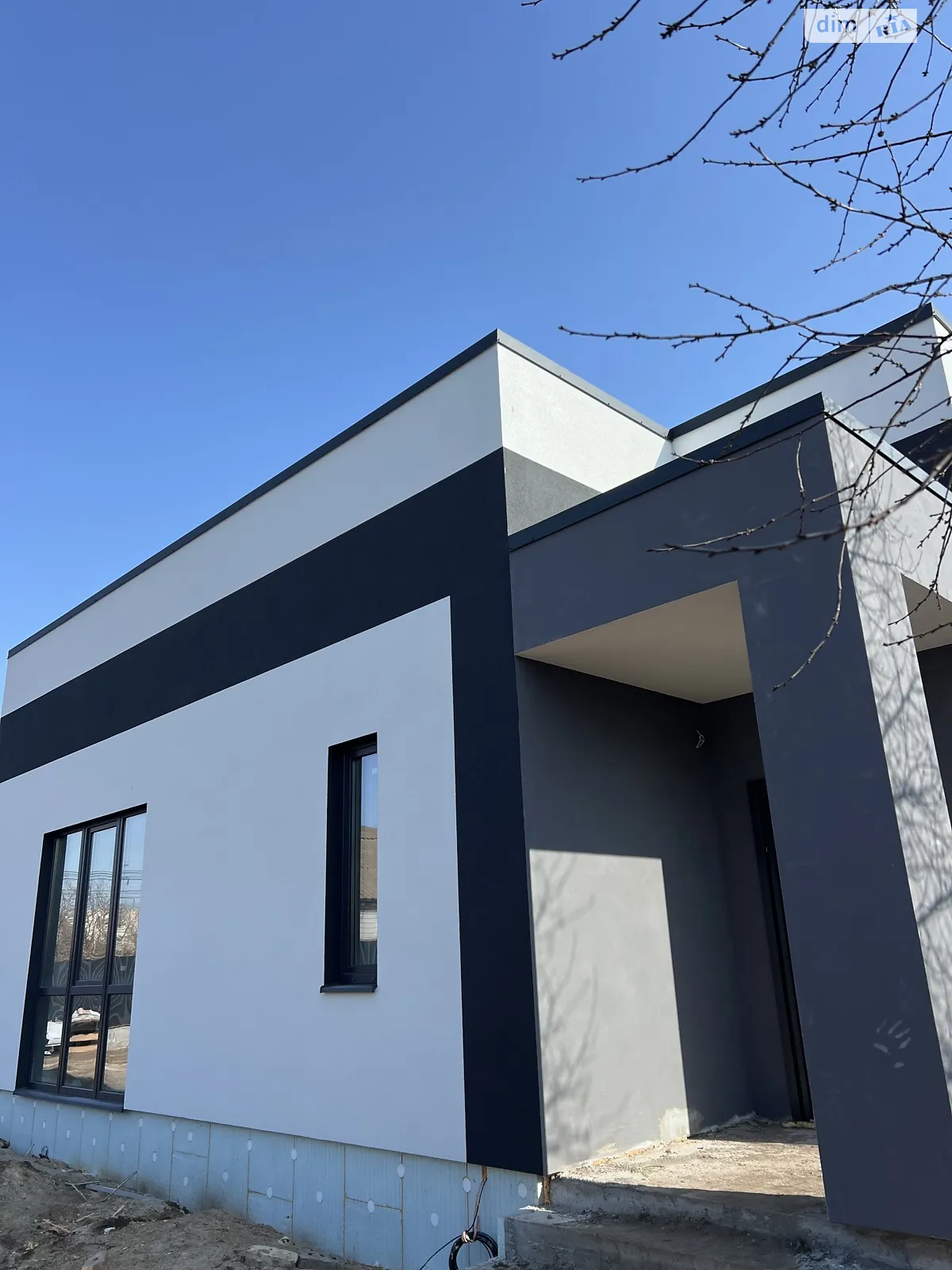 Продается одноэтажный дом 110 кв. м с подвалом, цена: 135000 $ - фото 1