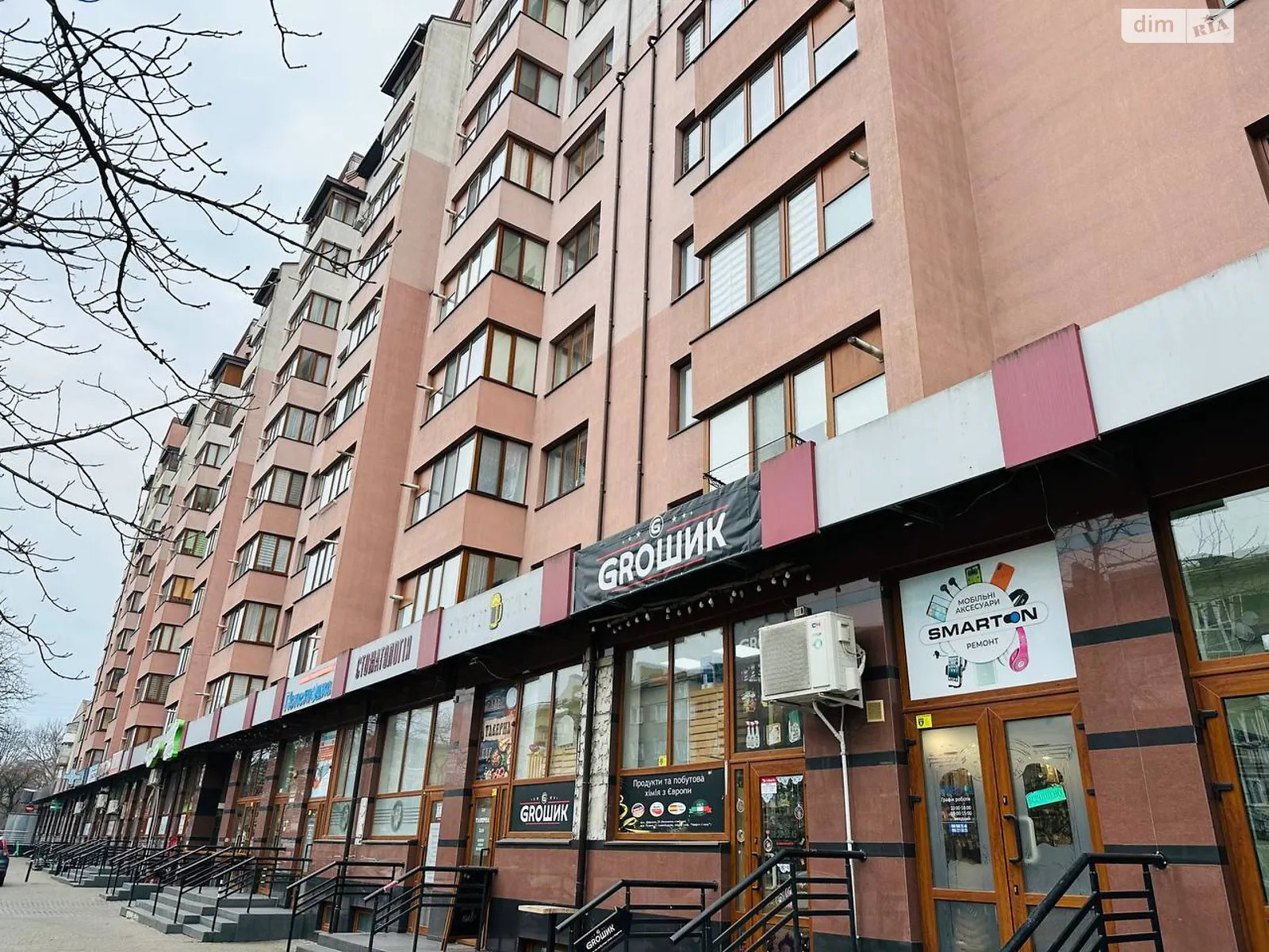 Продается 1-комнатная квартира 41.4 кв. м в Ивано-Франковске, ул. Пулюя И., 15 - фото 1
