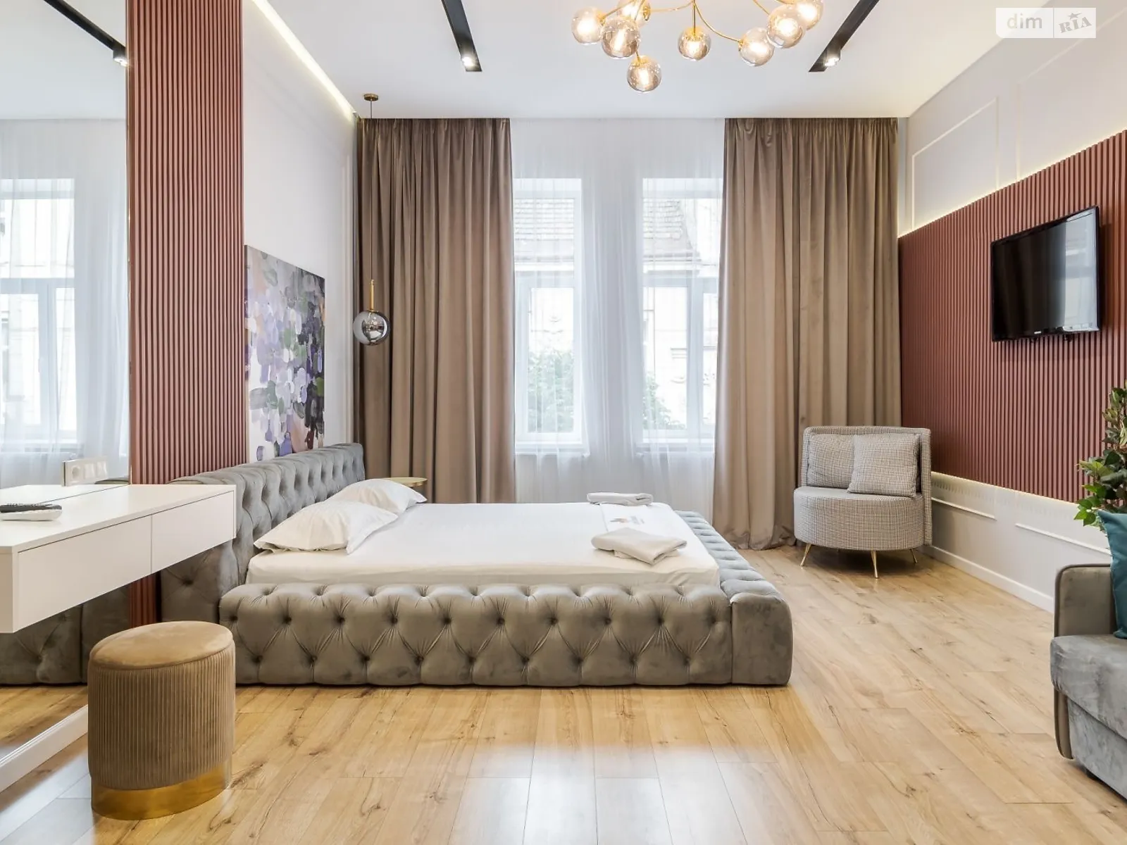 Продается 2-комнатная квартира 59.2 кв. м в Львове, ул. Леонтовича - фото 1