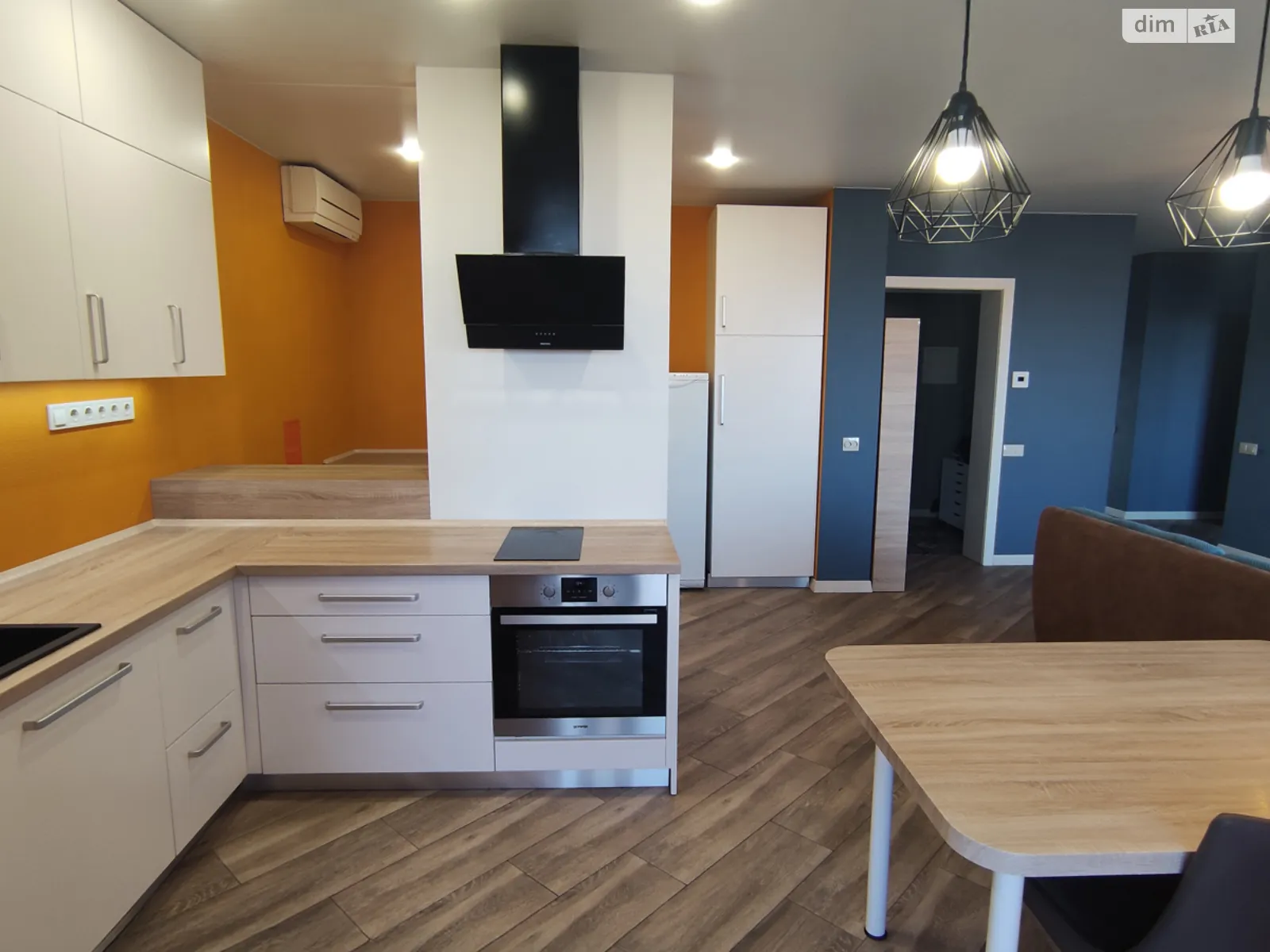 Продается 3-комнатная квартира 97.6 кв. м в Ирпене, ул. Украинская, 83Б корпус 7 - фото 1