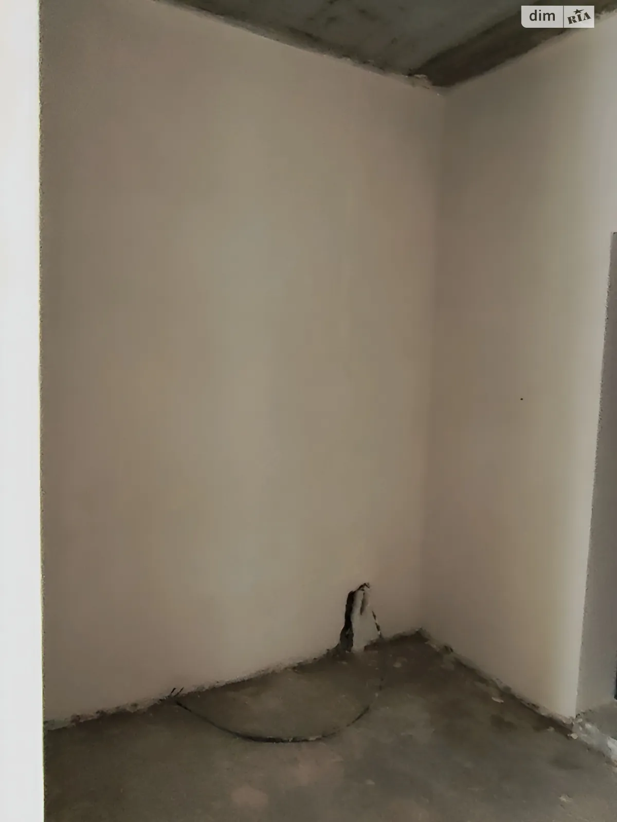 Продается дом на 2 этажа 95 кв. м с камином, цена: 65000 $ - фото 1