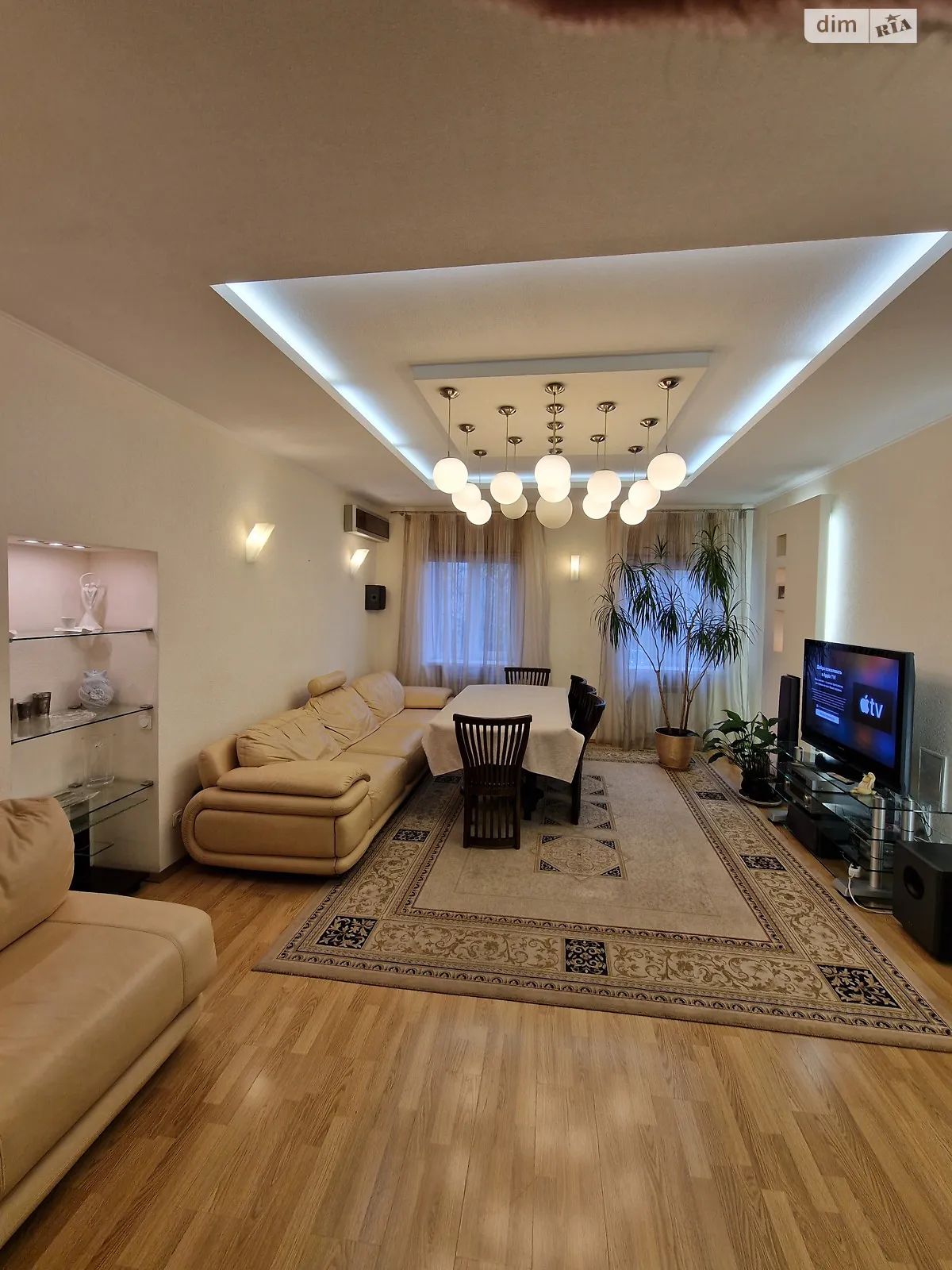 Продается 2-комнатная квартира 70.6 кв. м в Днепре, ул. Грушевского Михаила, 3Б - фото 1
