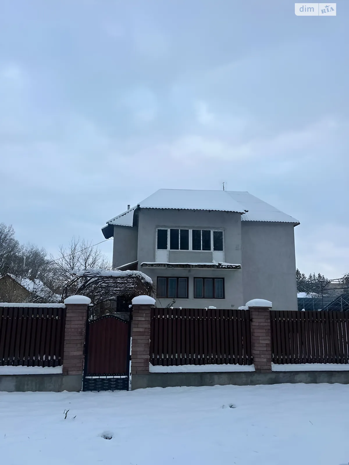 Продается дом на 2 этажа 263.9 кв. м с беседкой, цена: 80000 $ - фото 1