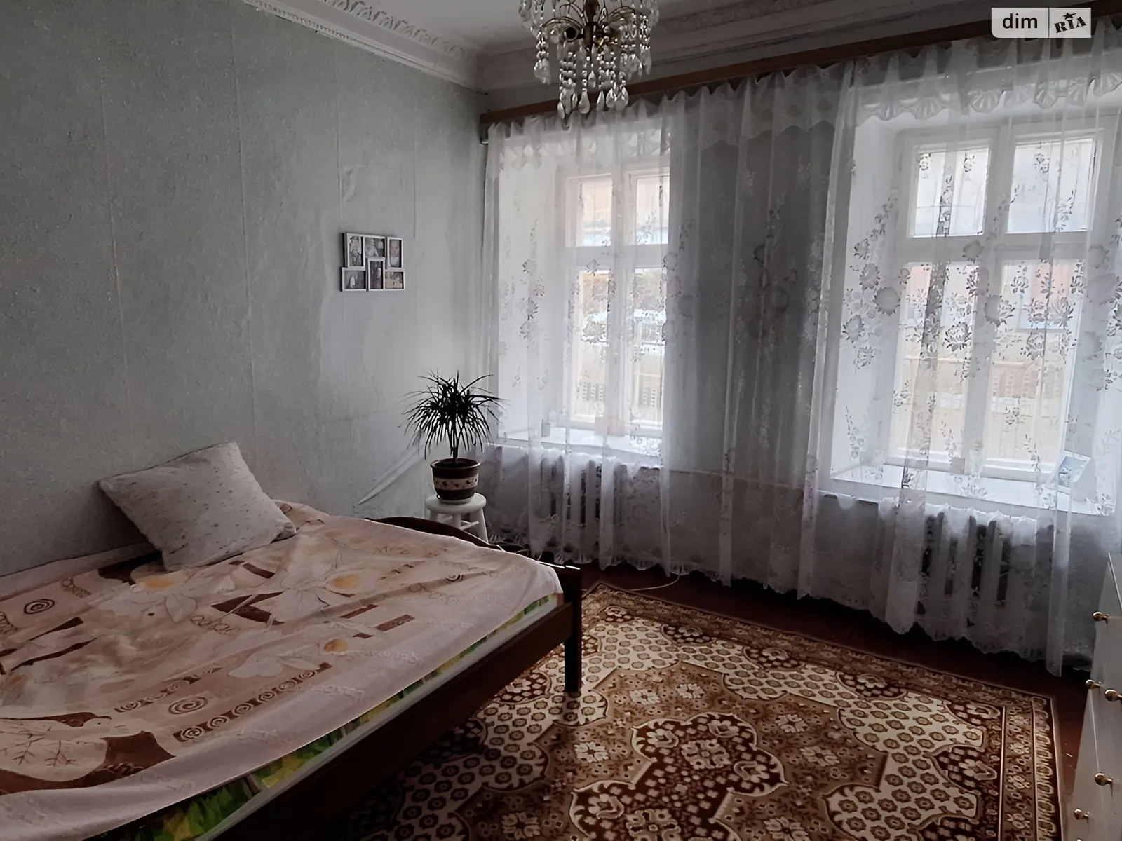 Продається 2-кімнатна квартира 41.2 кв. м у Одесі, вул. Середня, 35 - фото 1