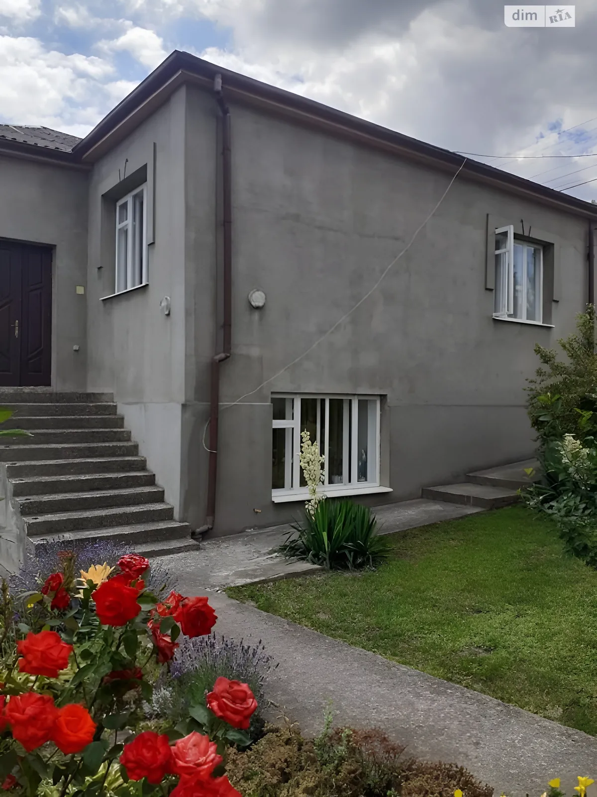 Продается дом на 2 этажа 150 кв. м с подвалом, цена: 87000 $ - фото 1