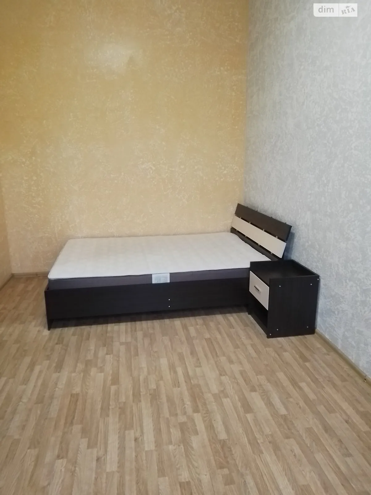 Сдается в аренду 1-комнатная квартира 30.5 кв. м в Львове, ул. Сергея Ефремова, 23 - фото 1