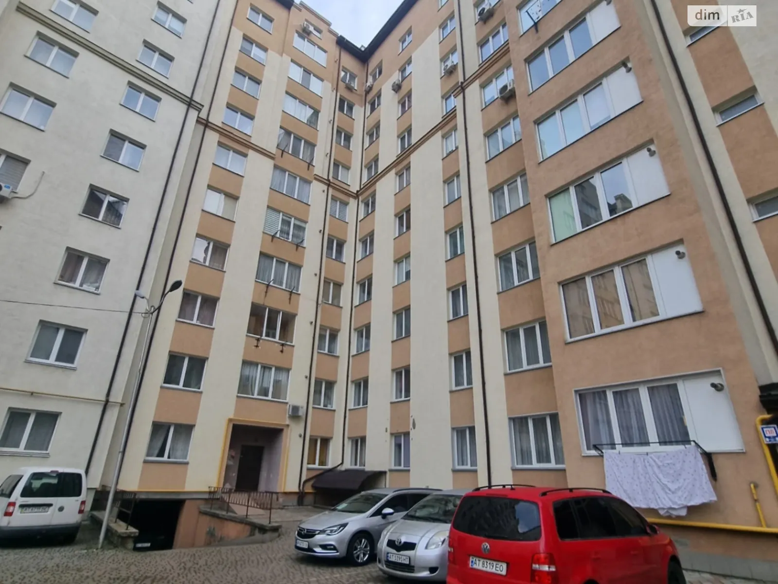 Продается 3-комнатная квартира 123 кв. м в Ивано-Франковске, пер. Ключный, 5 - фото 1