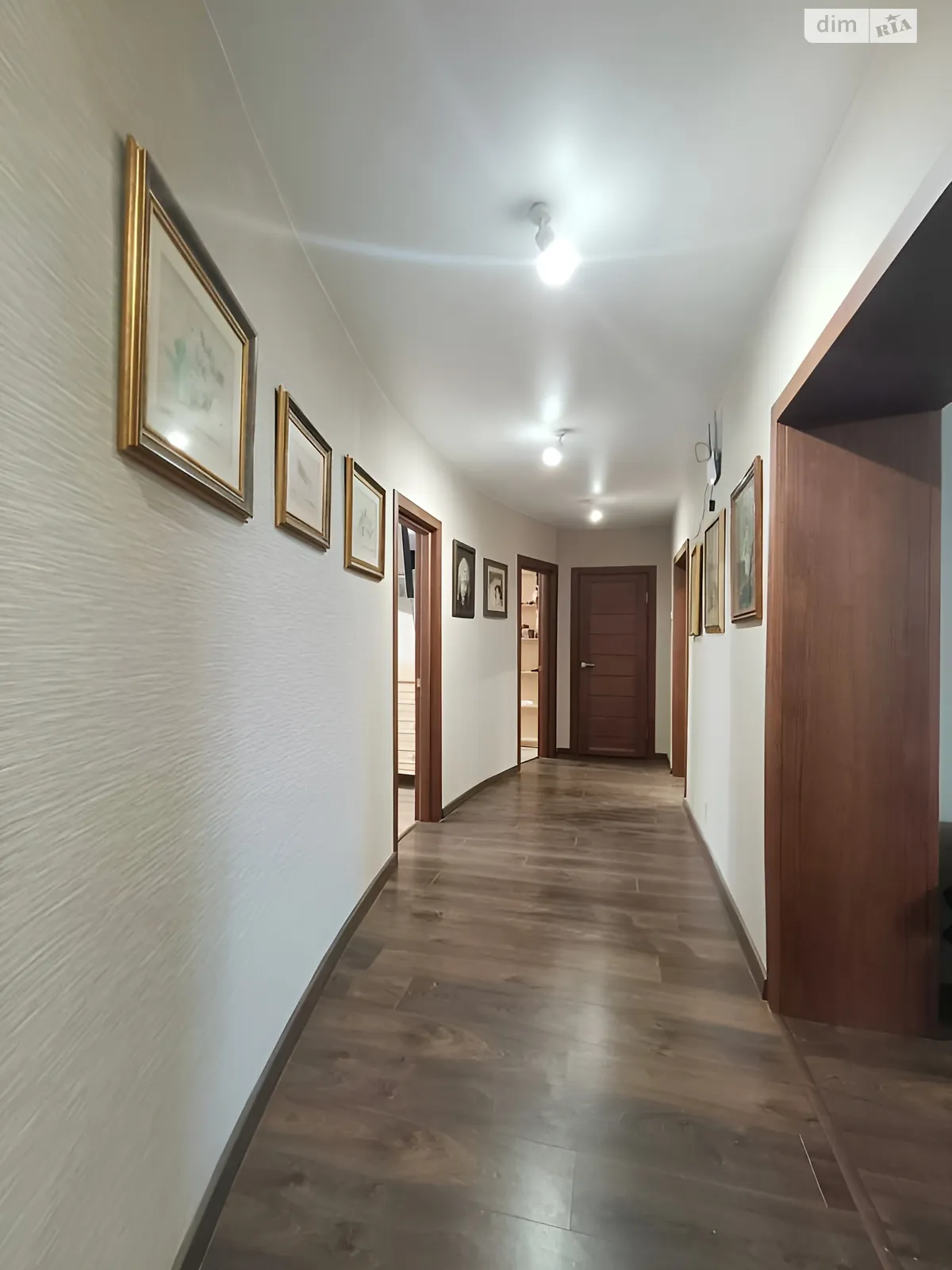 Продається 4-кімнатна квартира 120.3 кв. м у Полтаві, вул. Чайковського - фото 1